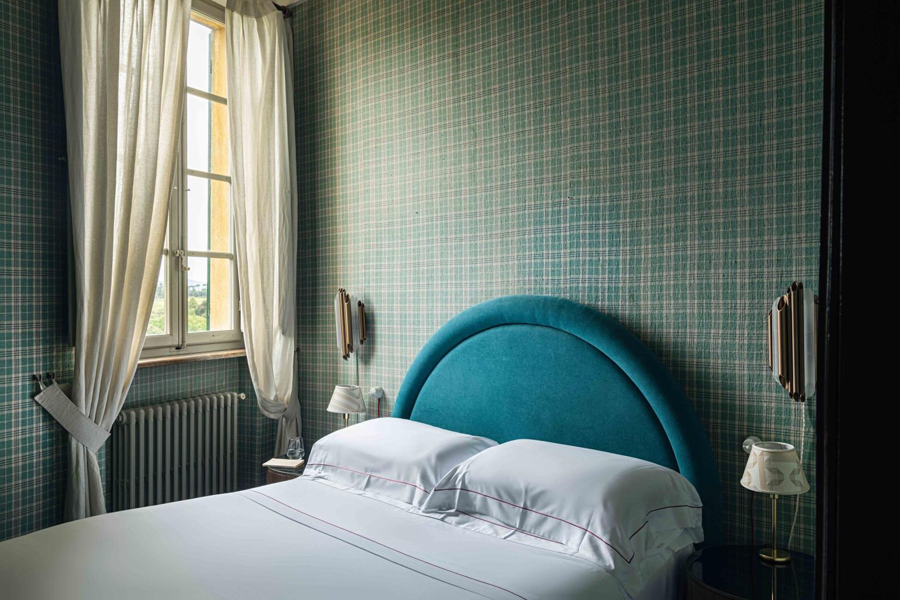 Standard Queen Room - Photo 2