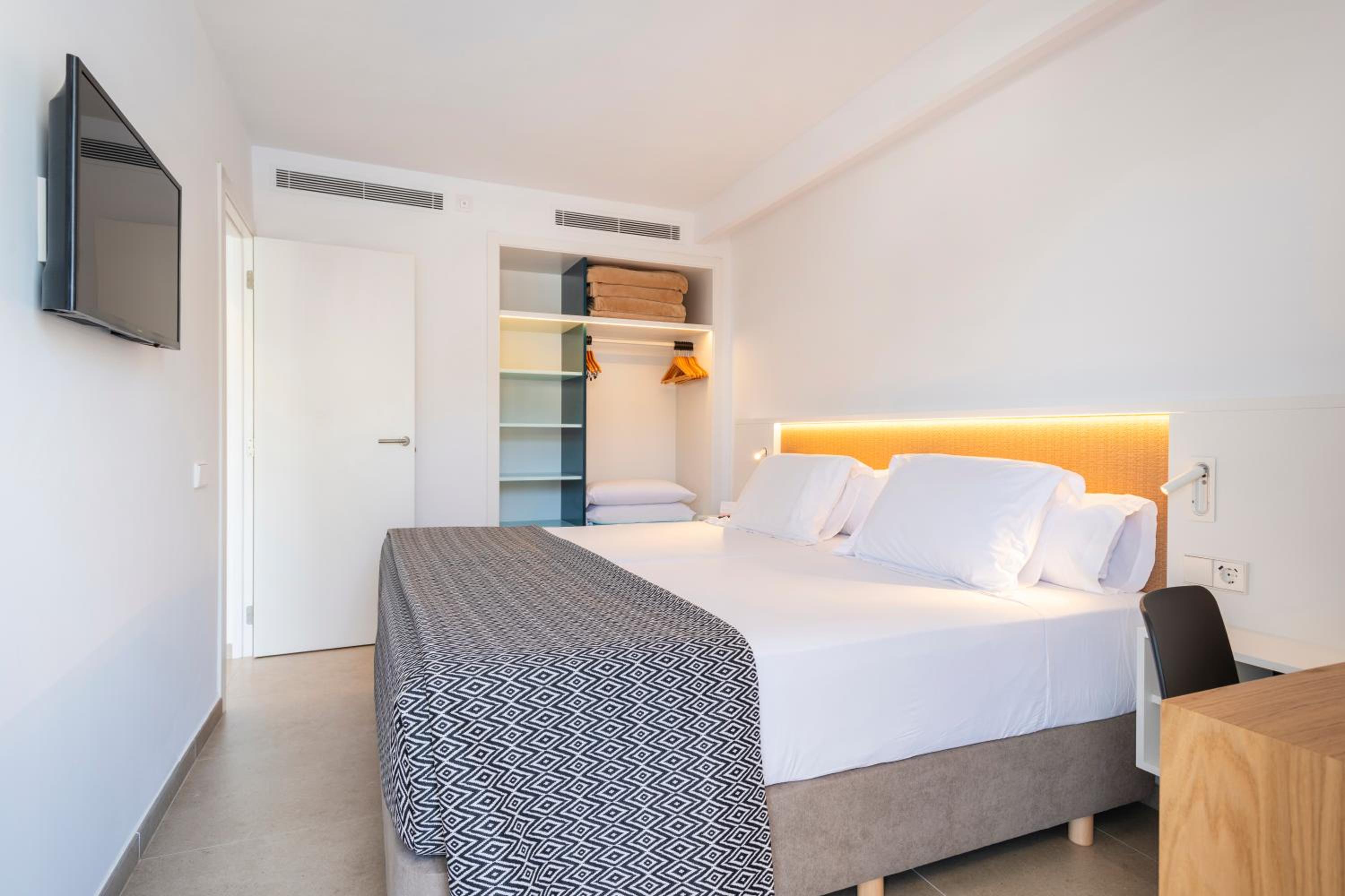 Apartamento Superior con Vista a la Piscina Apartamento Superior con Vista a la Piscina