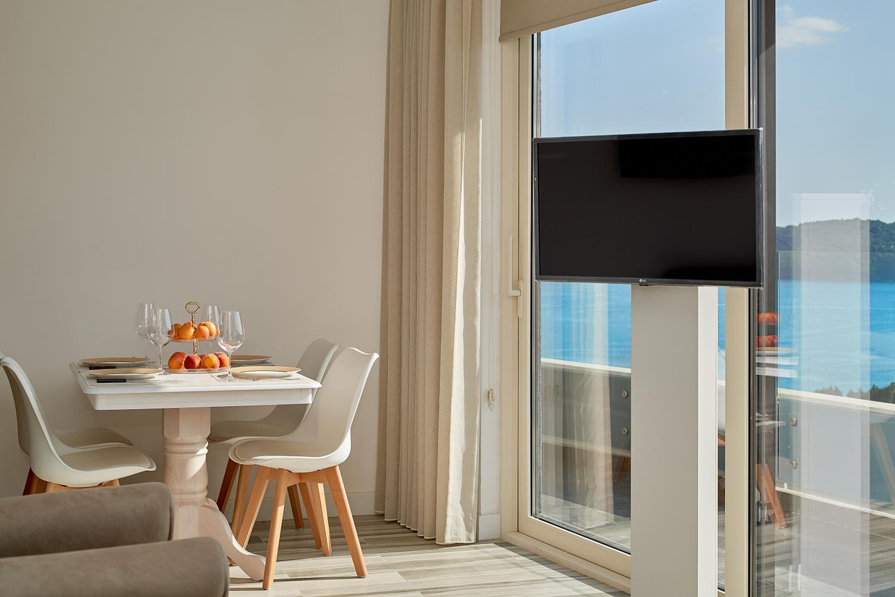 Suite with Sea View
