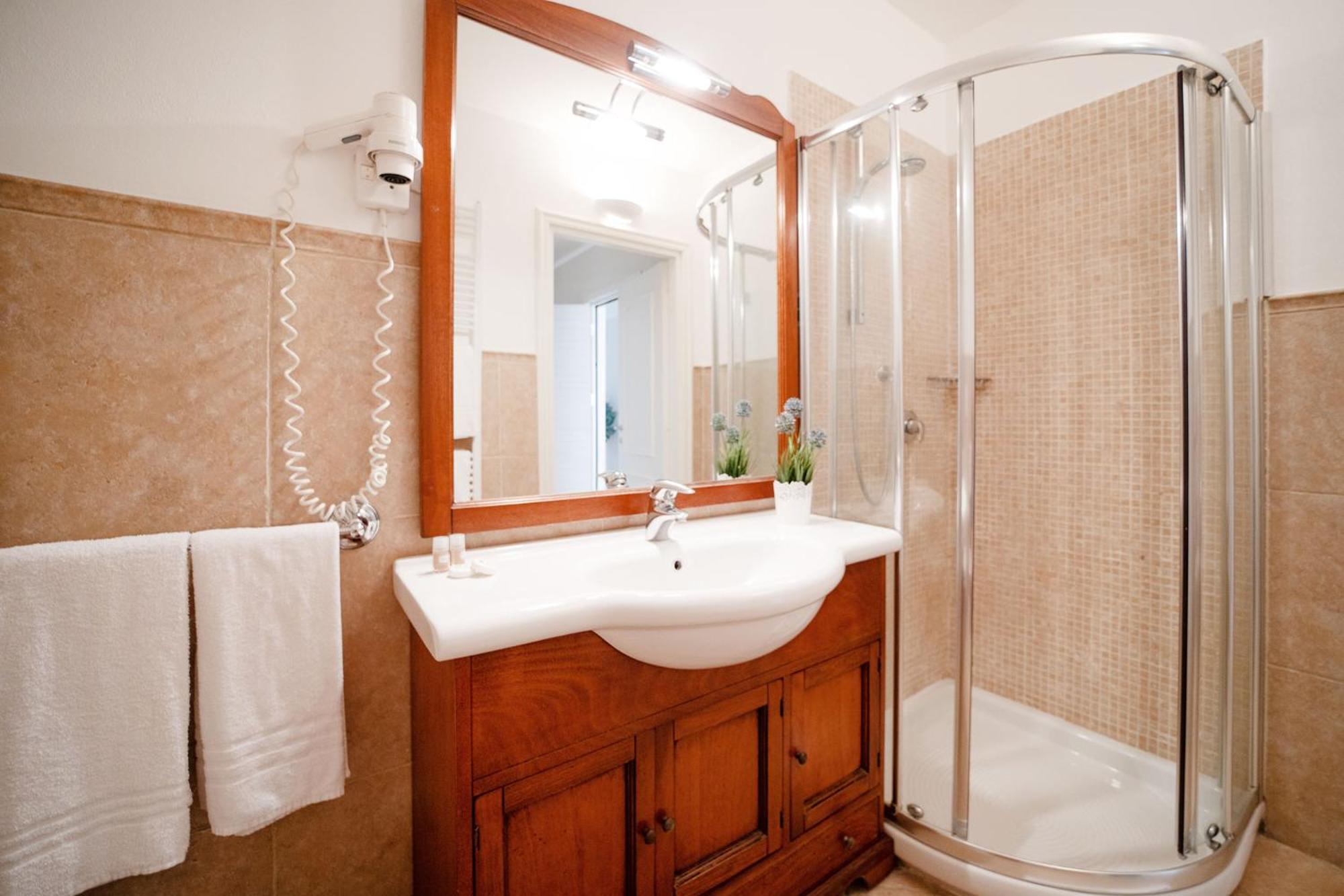 Junior Suite with Garden View photo 3