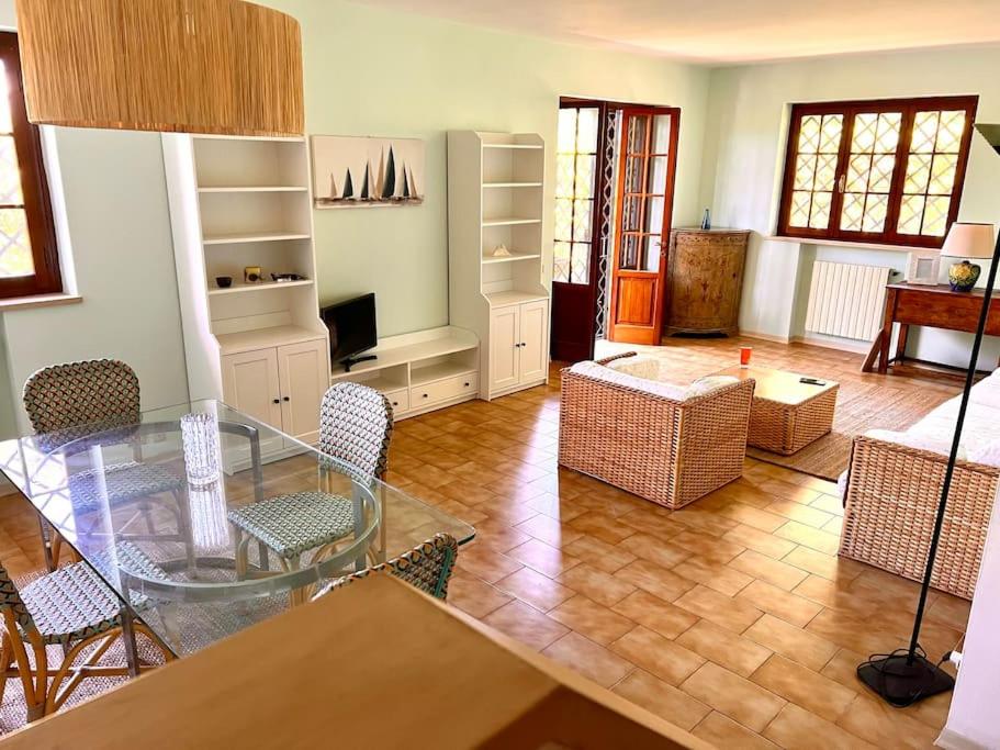 Four-Bedroom House photo 1