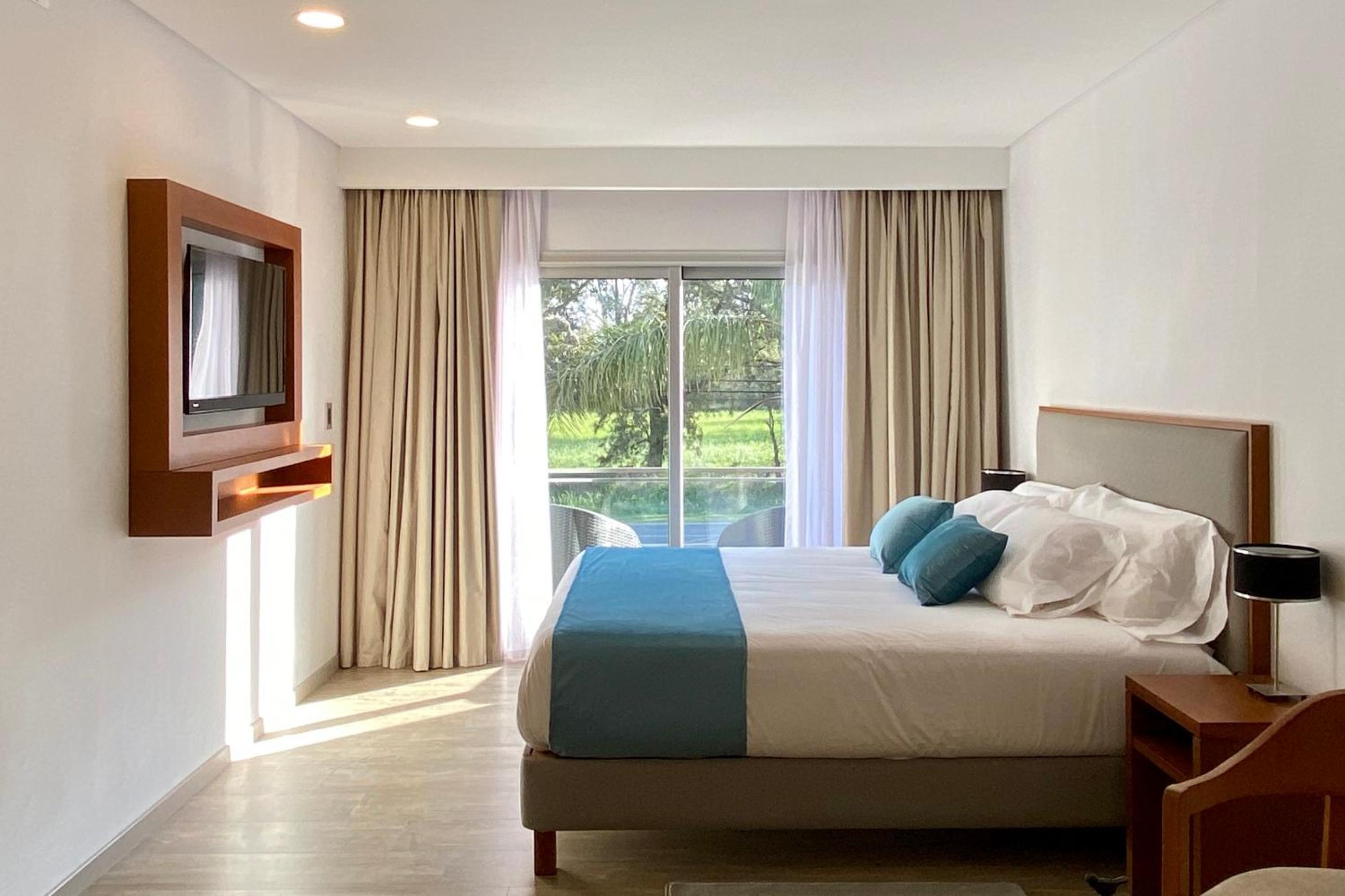 Superior King Room photo 2