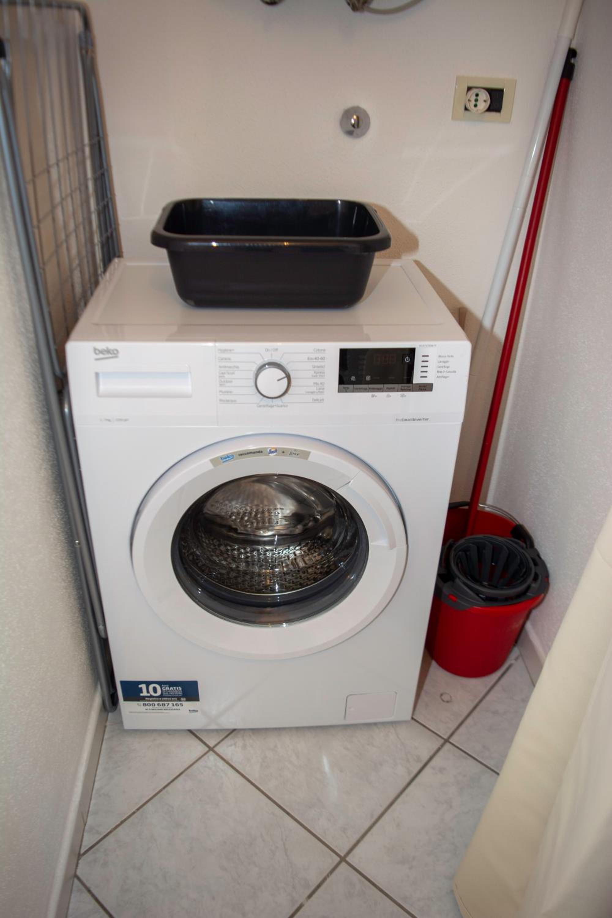 Studio Apartment with One Double Bed photo 3