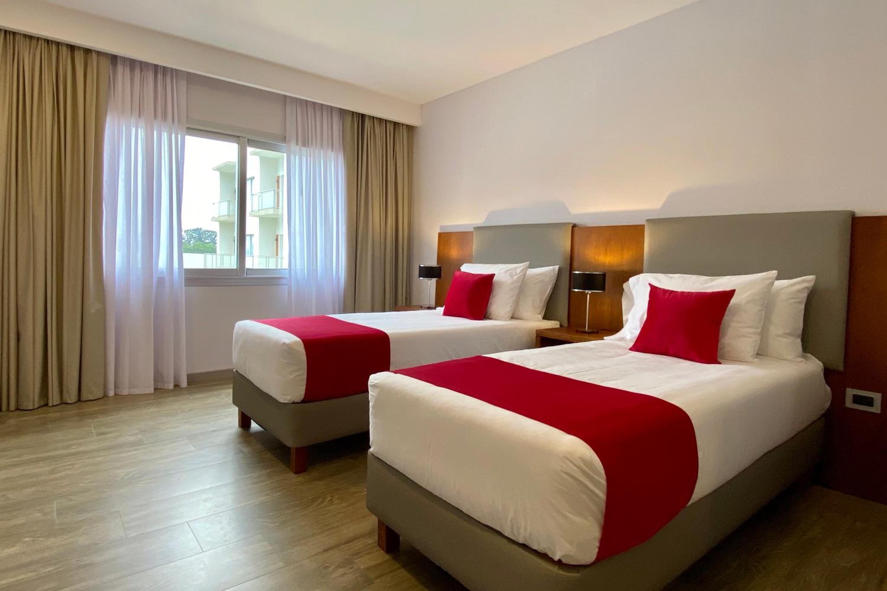 Twin Room with Private Bathroom photo 3