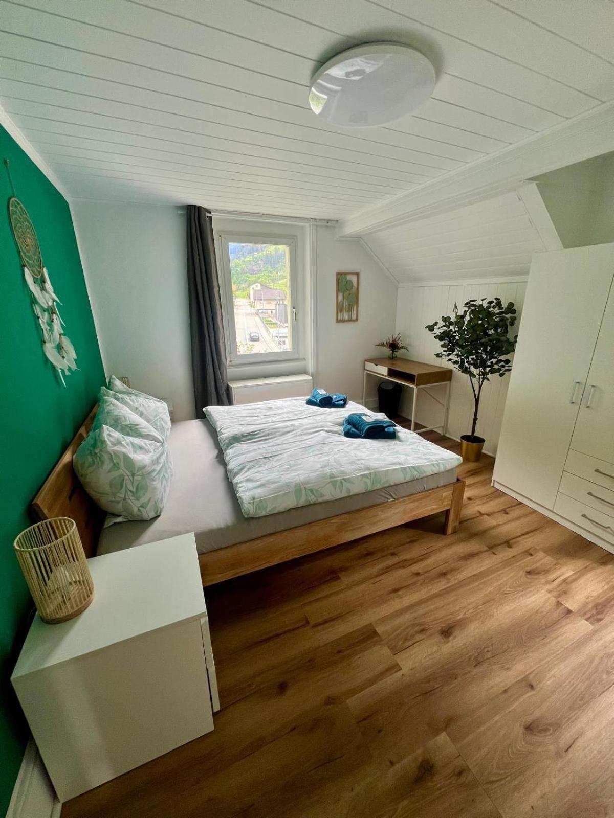 Standard Double Room With Shared Bathroom