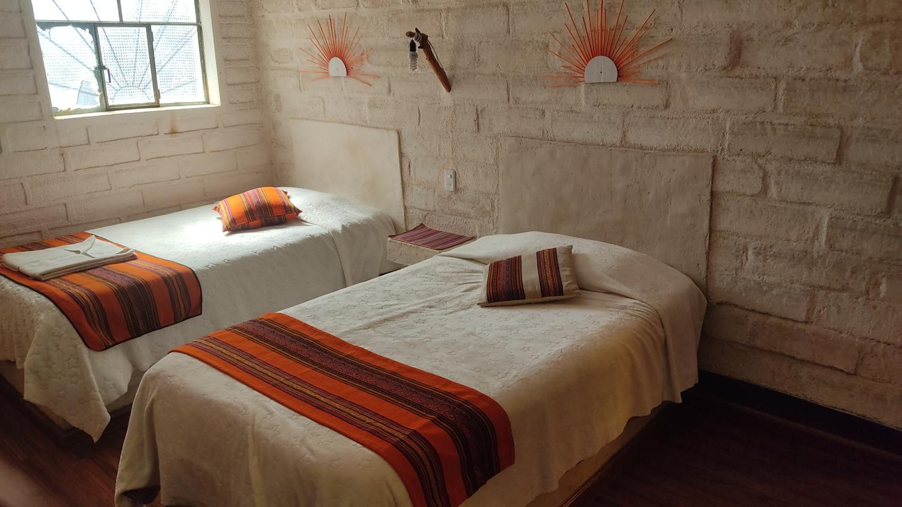 Twin Room With Private Bathroom photo 2
