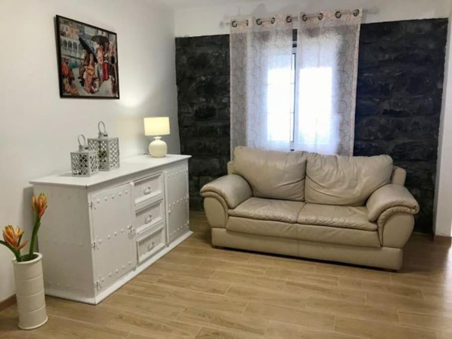 Three-Bedroom Villa photo 1