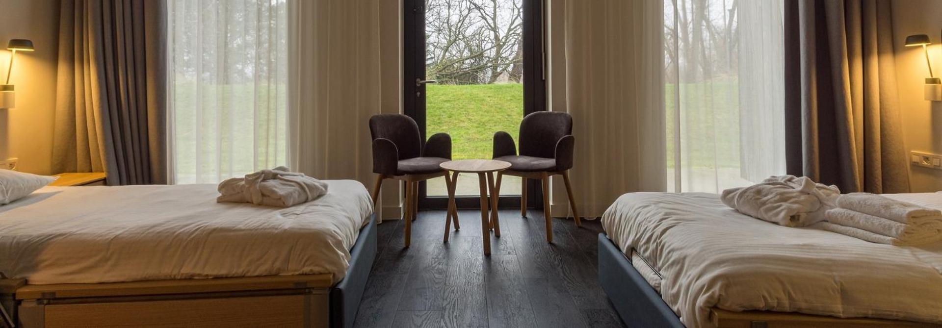 Standard Twin Room - Photo 1