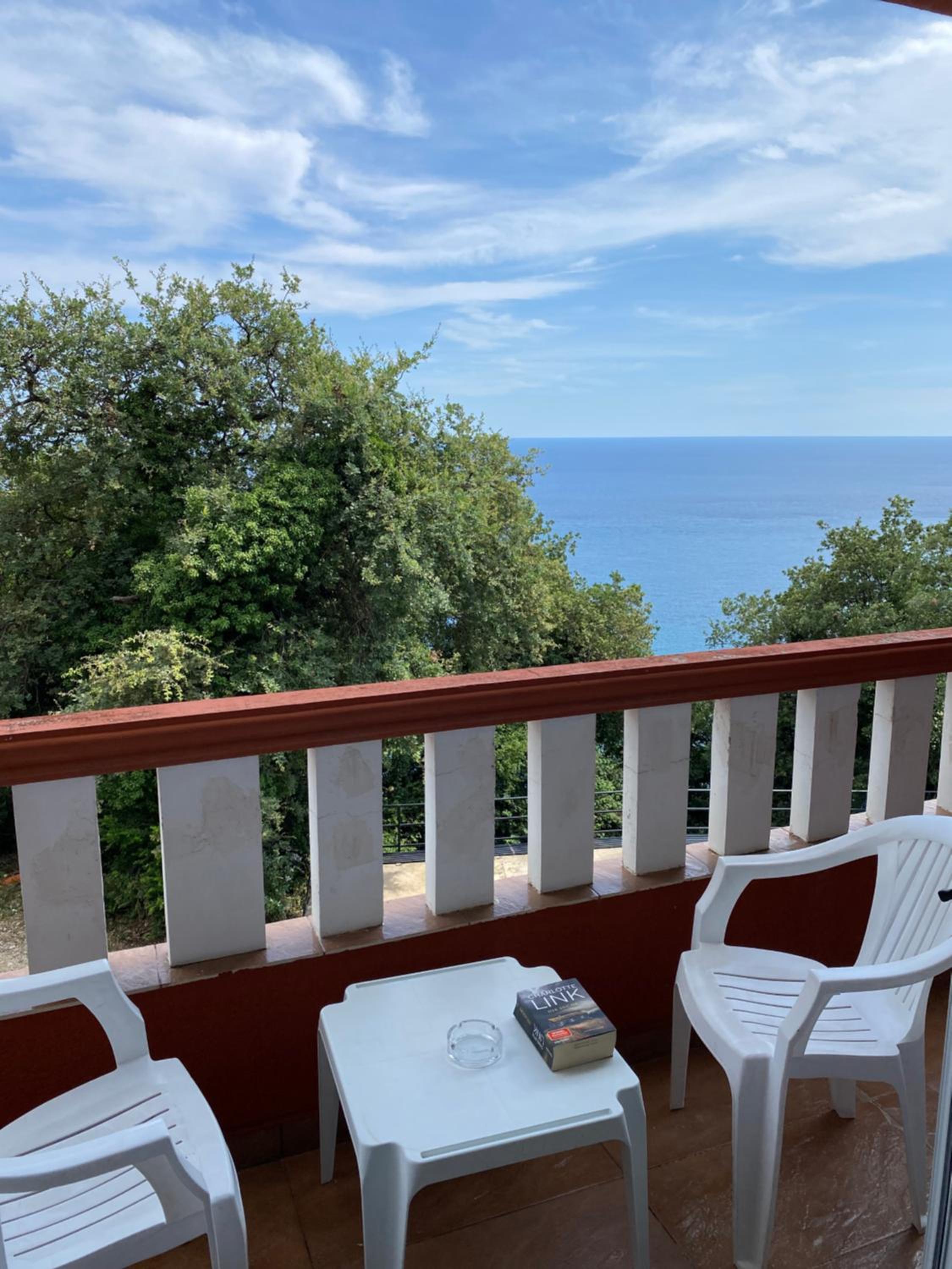 Double Room With Balcony And Sea View photo 3