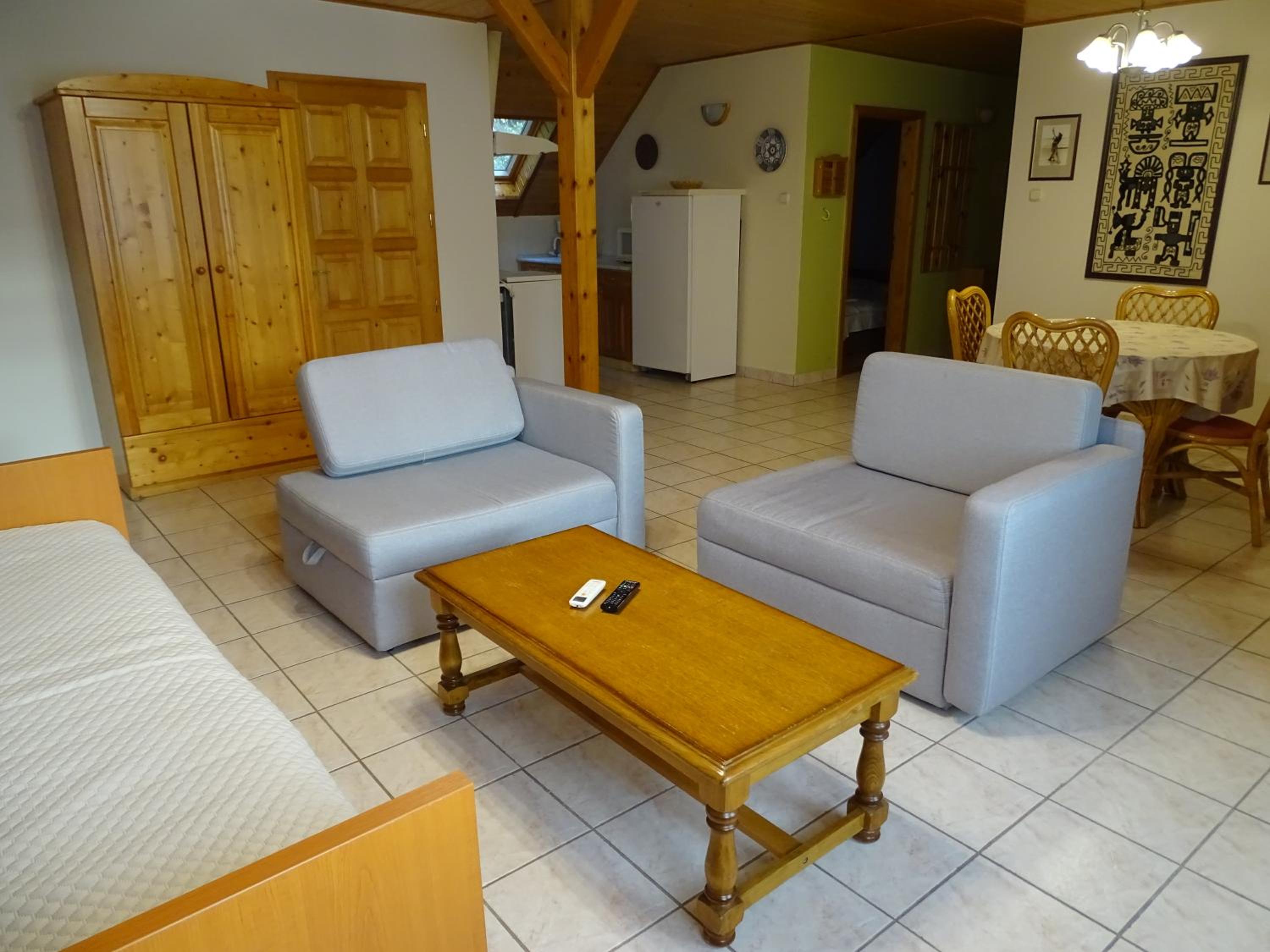 Two-Bedroom Apartment with Air conditioning photo 2
