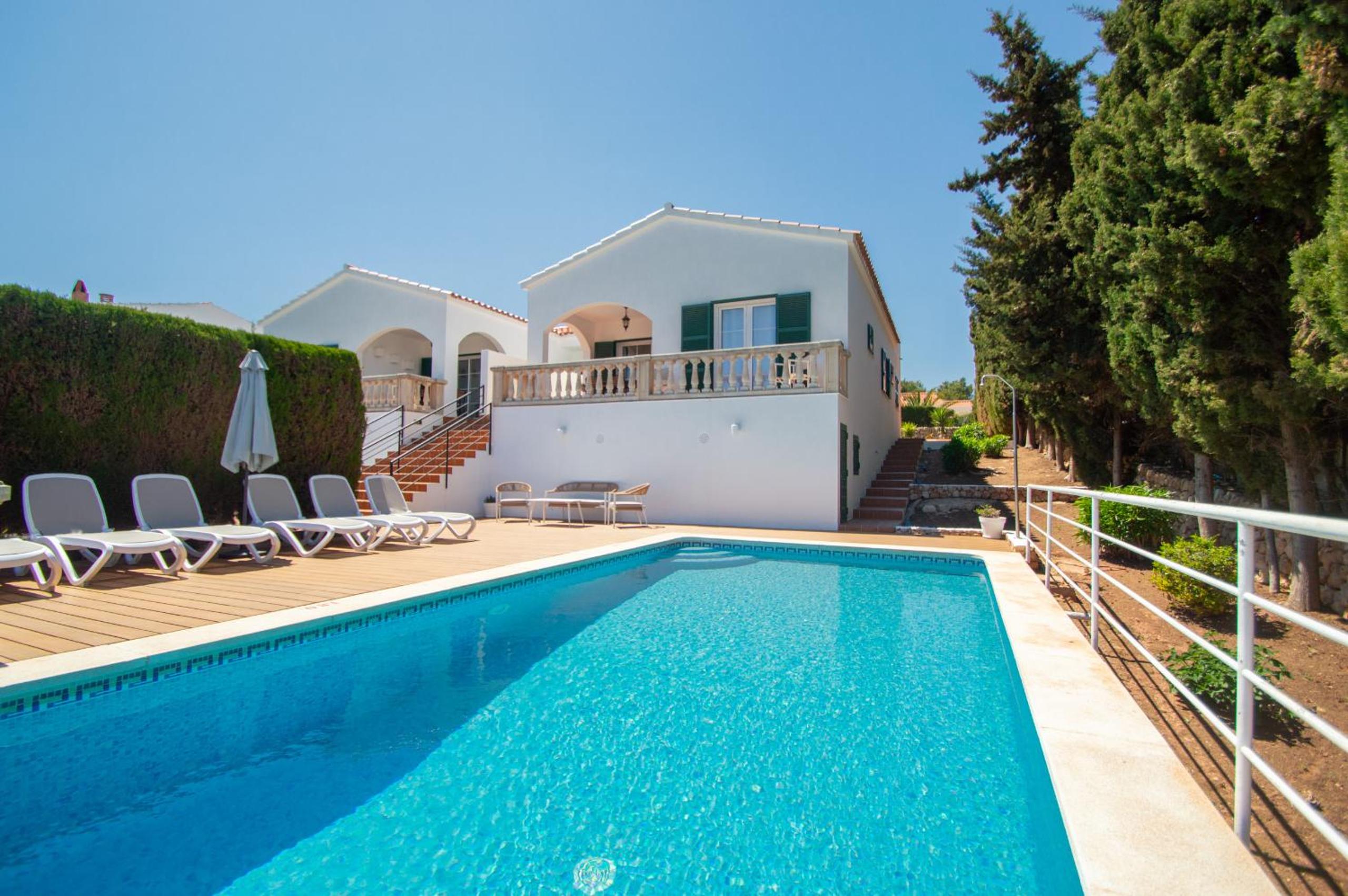 Villa photo 2