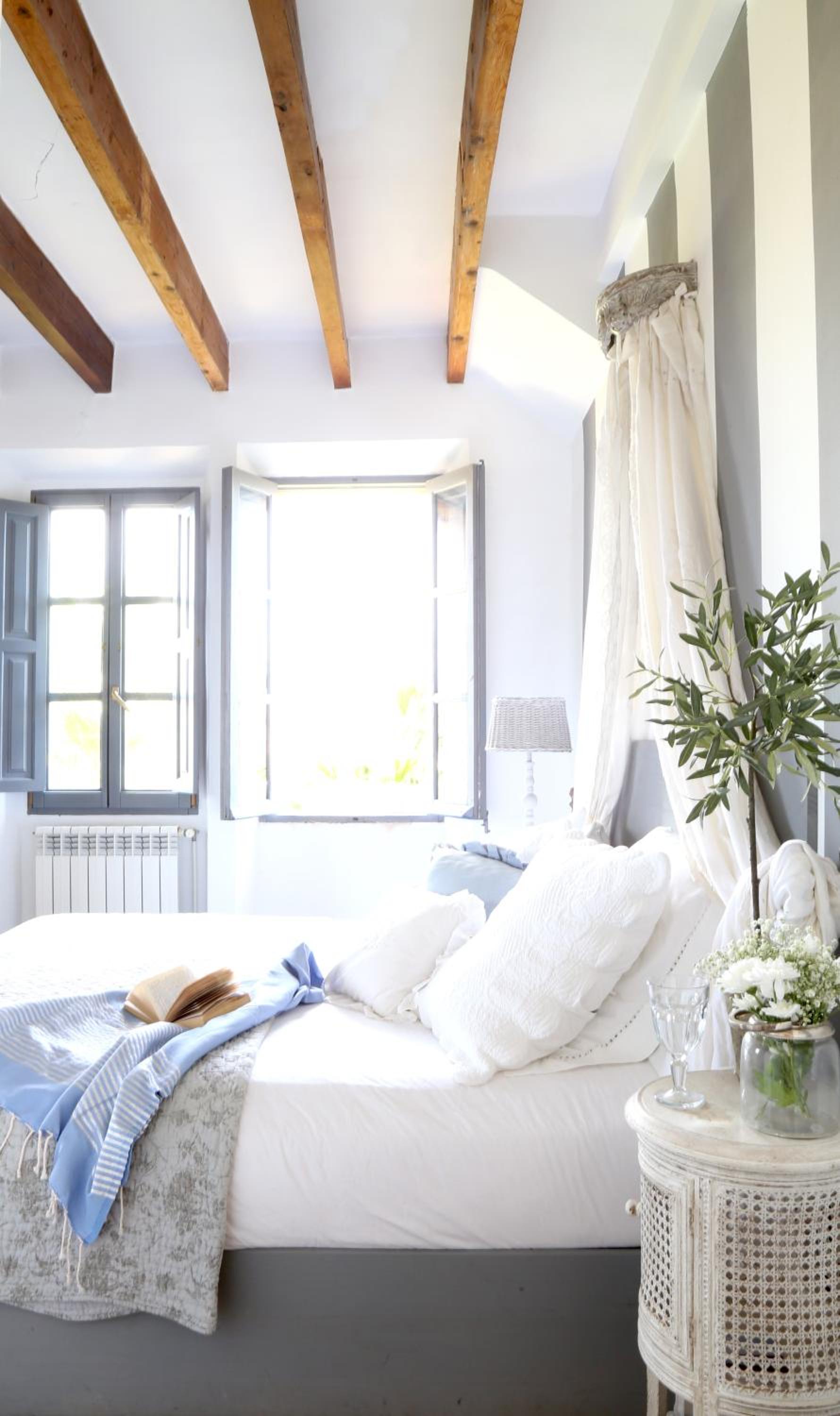 Suite con Balcón y Vista