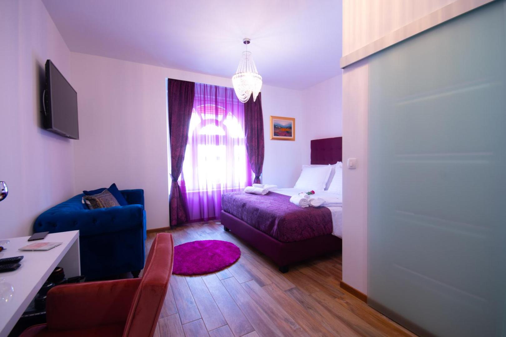 Deluxe Double Room with Extra Bed