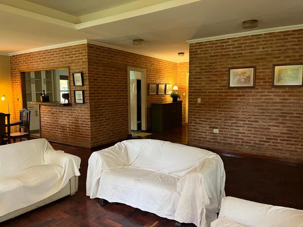 Four-Bedroom House photo 1