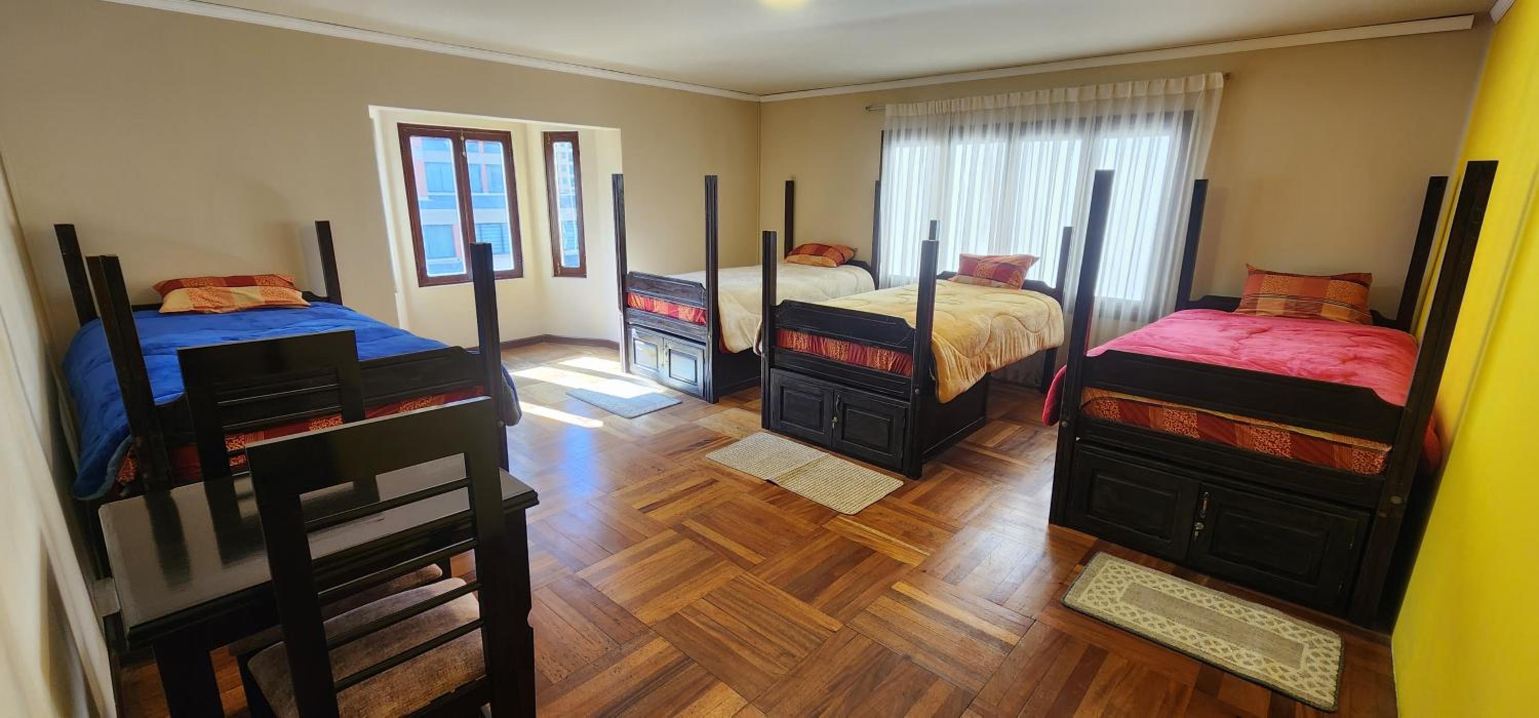 Bed in 4-Bed Mixed Dormitory Room photo 3