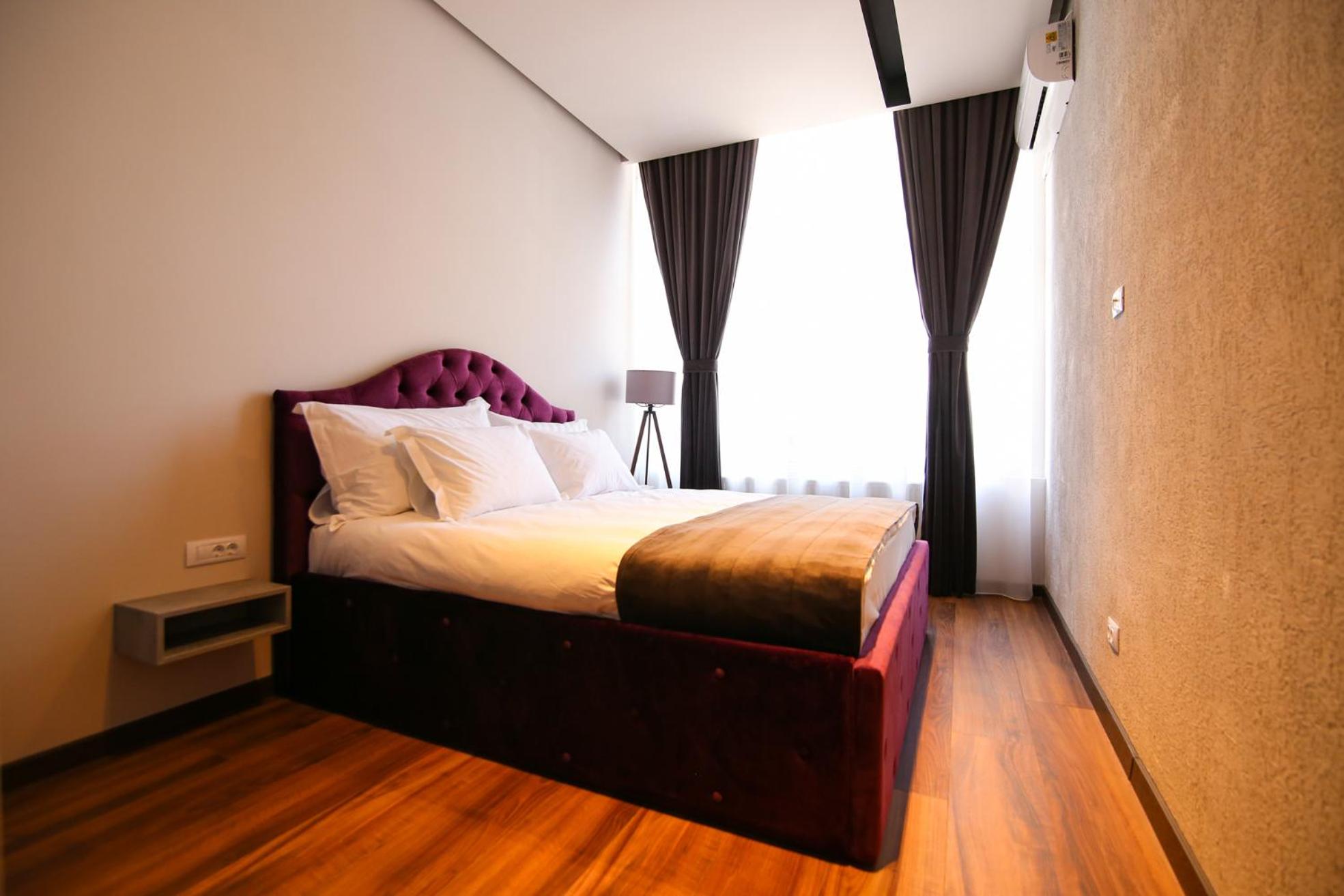 One-Bedroom Deluxe Apartment photo 1