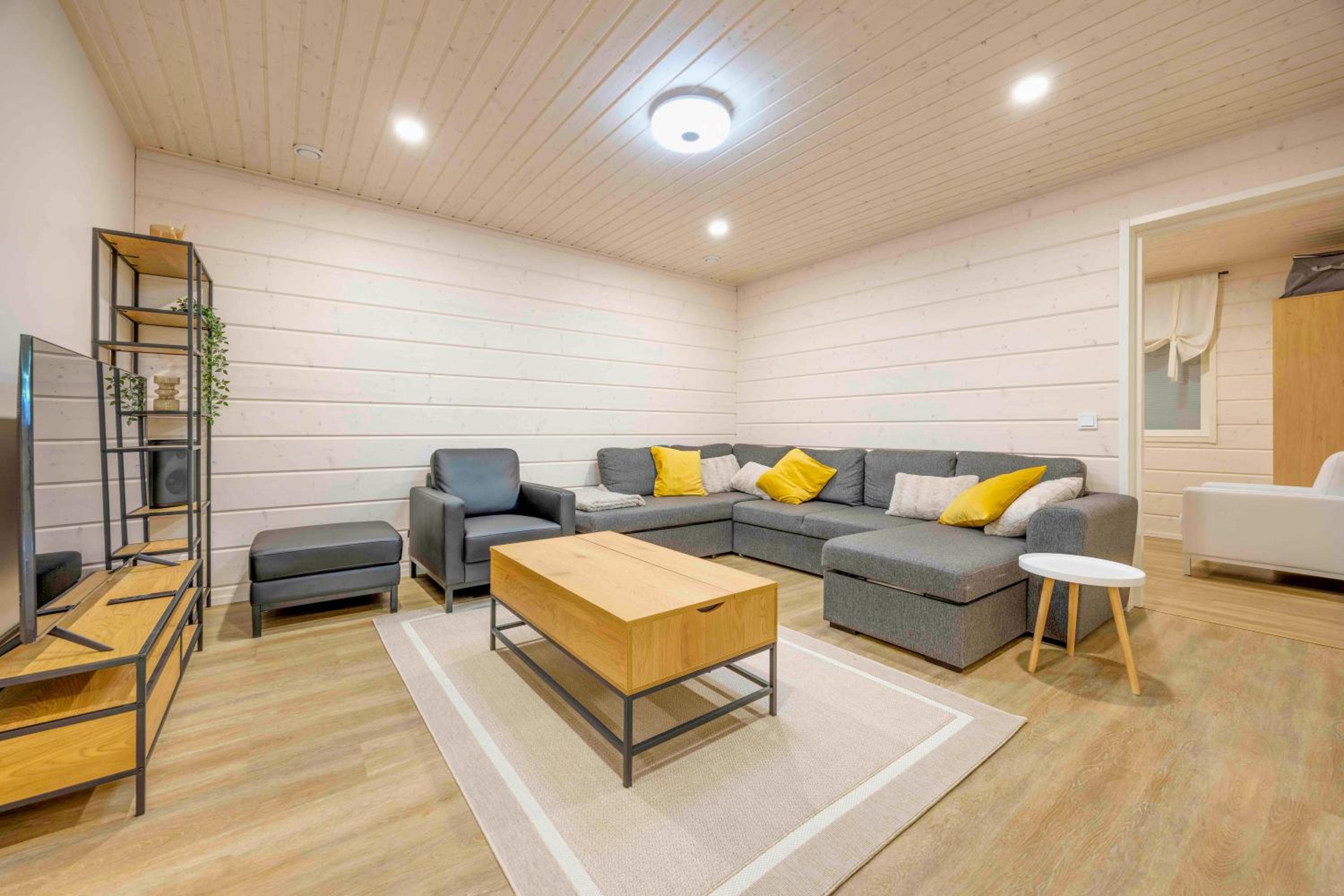 Villa photo 1