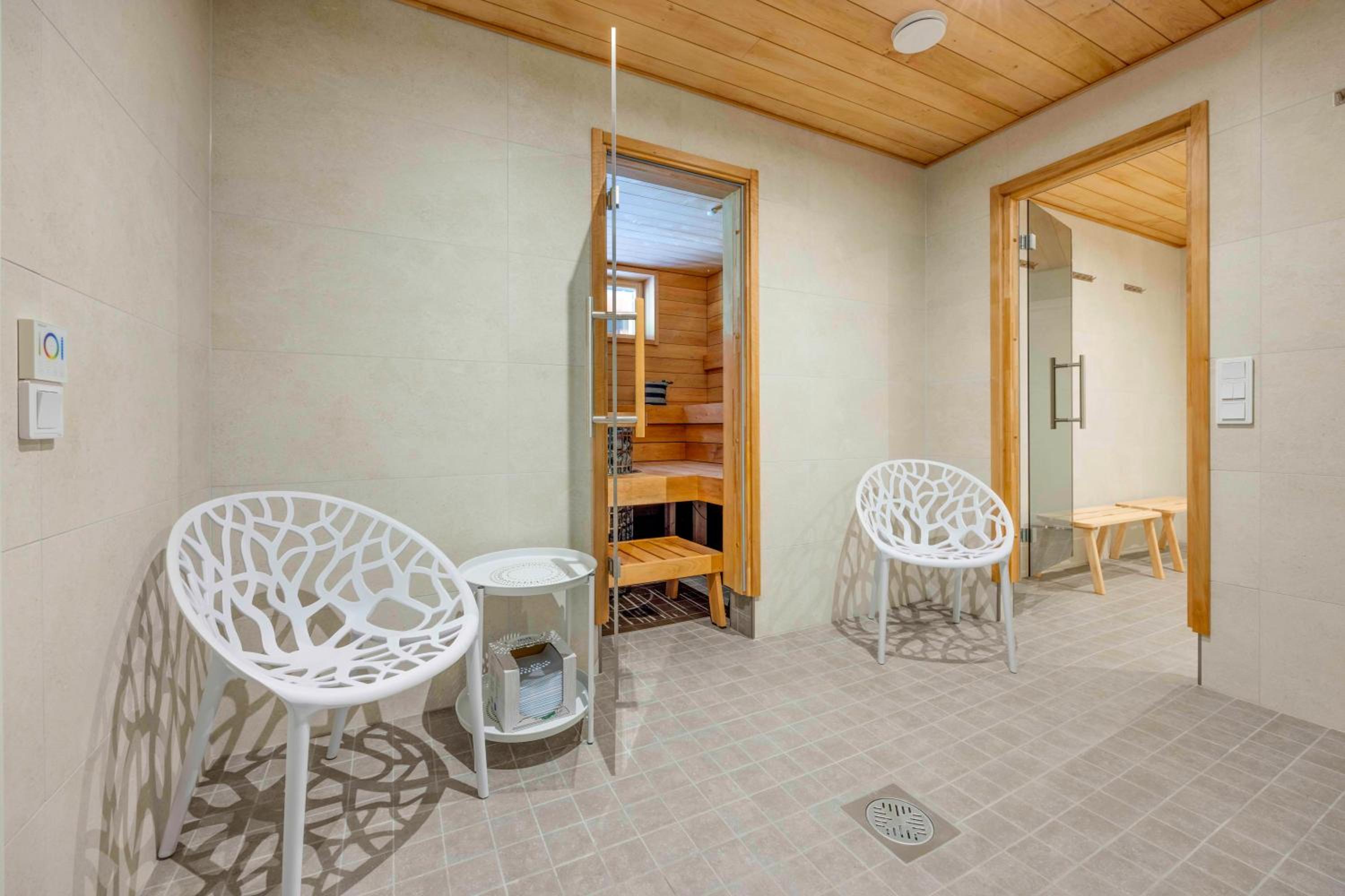 Villa photo 3