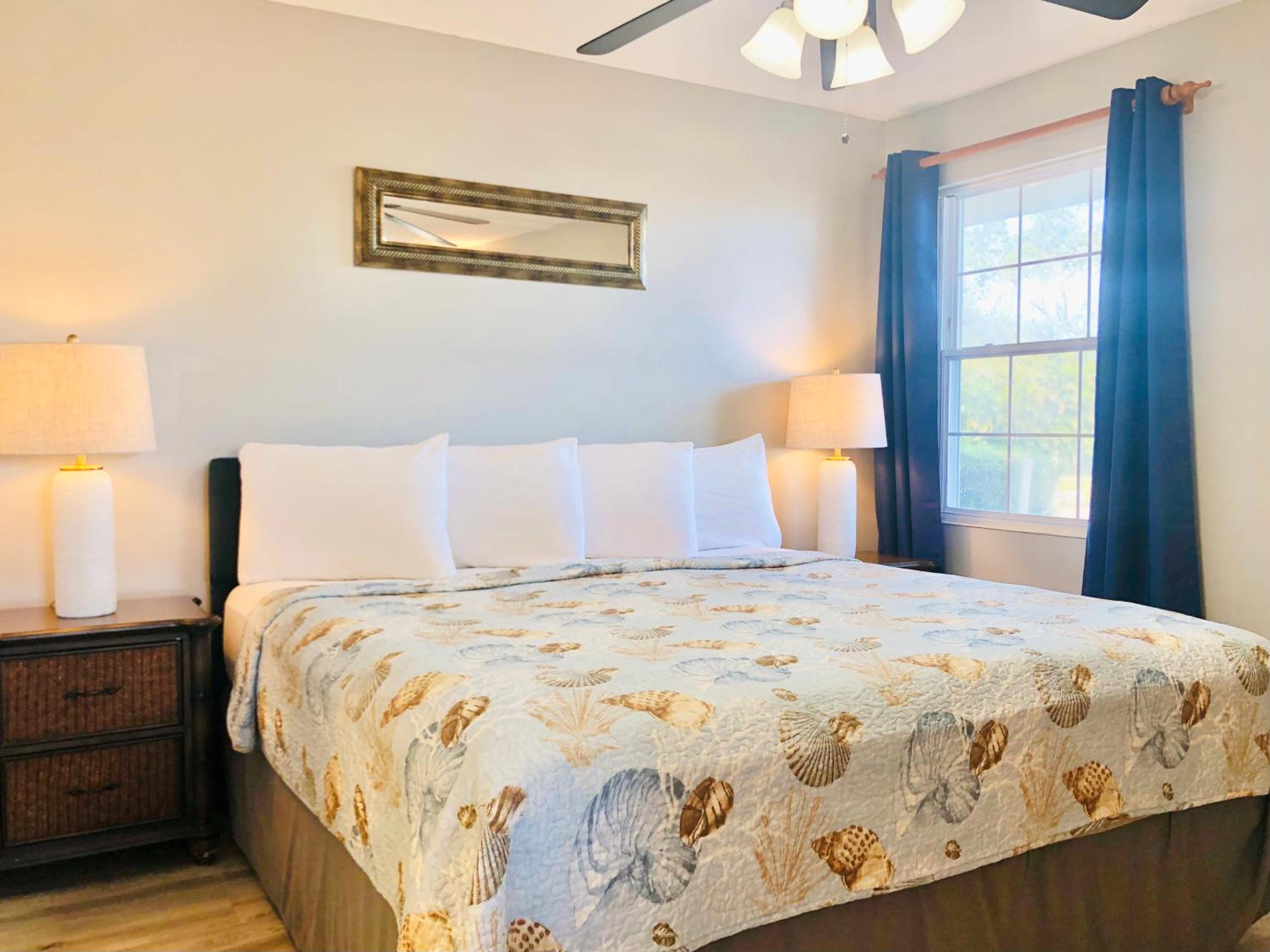 Deluxe King Suite