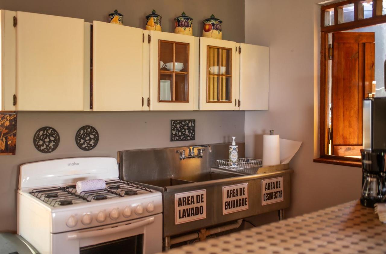 One-Bedroom House photo 2