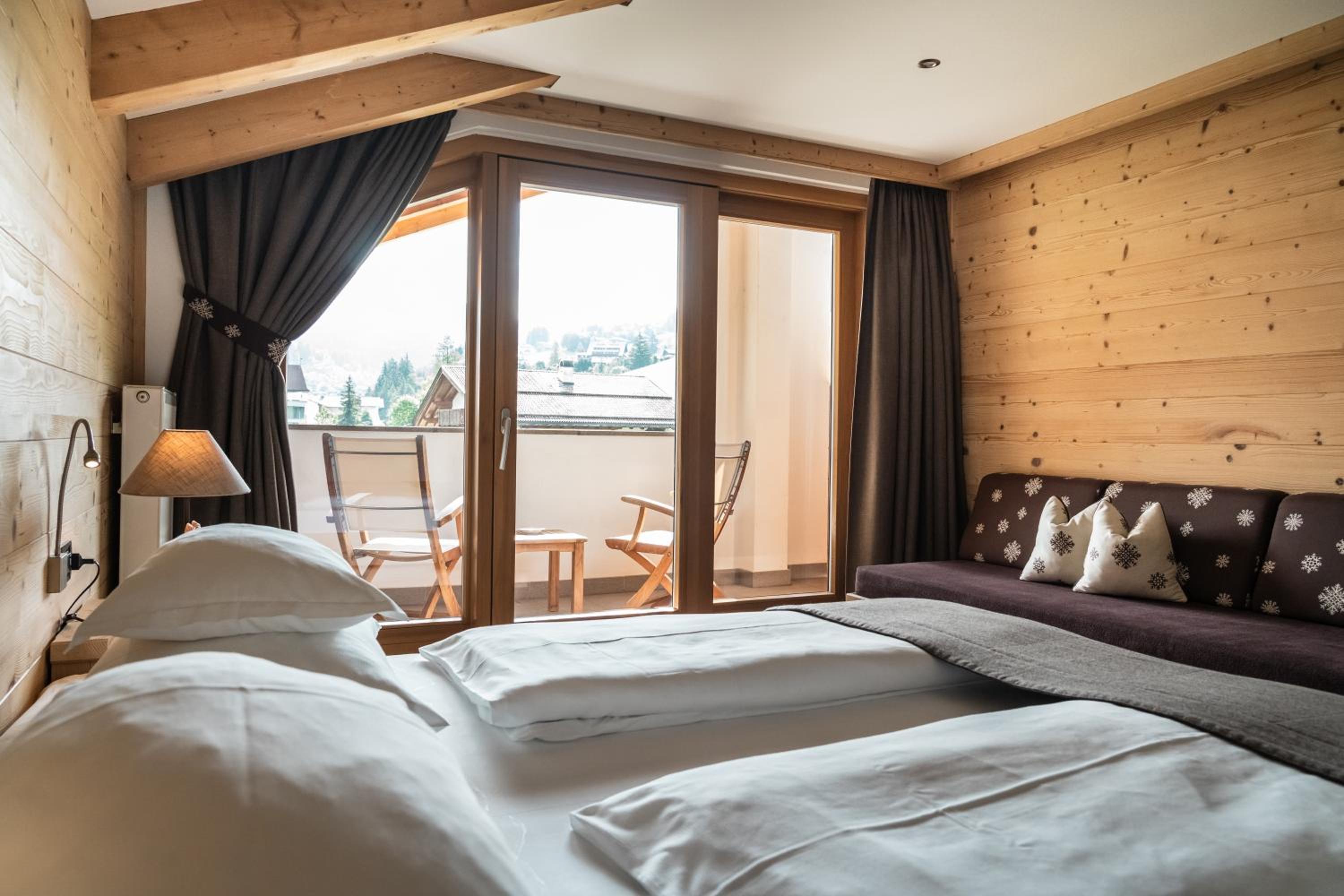 Double Room with Balcony photo 3