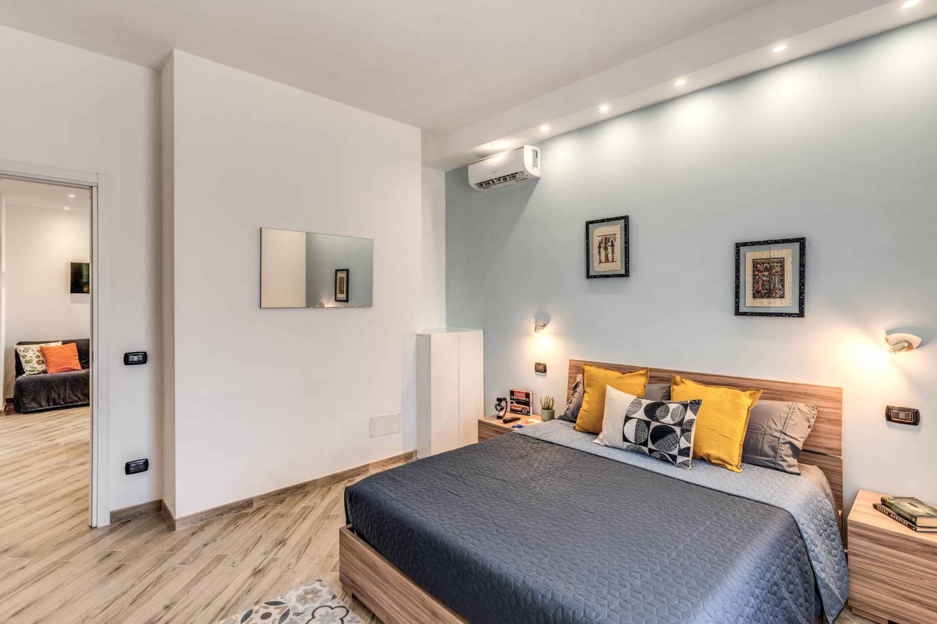 One-Bedroom Apartment with Balcony
