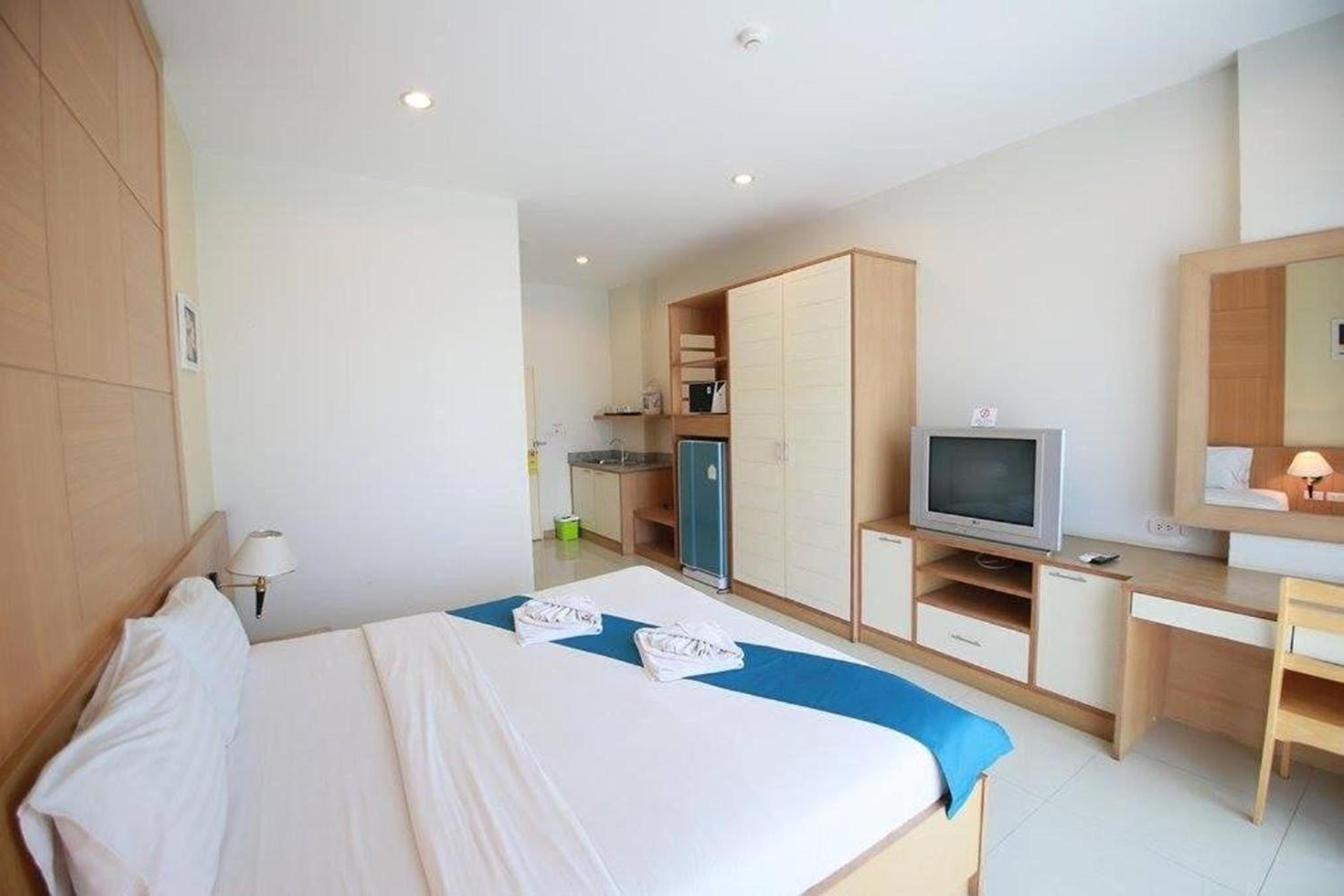 Superior Double Room - Photo 12