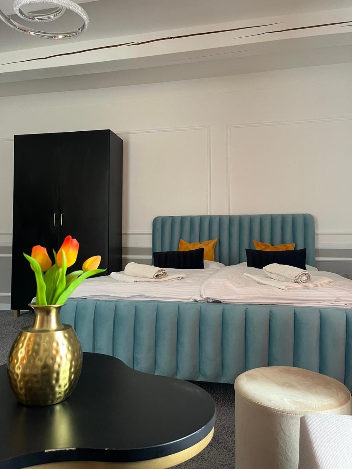 Double Room with Extra Bed photo 1