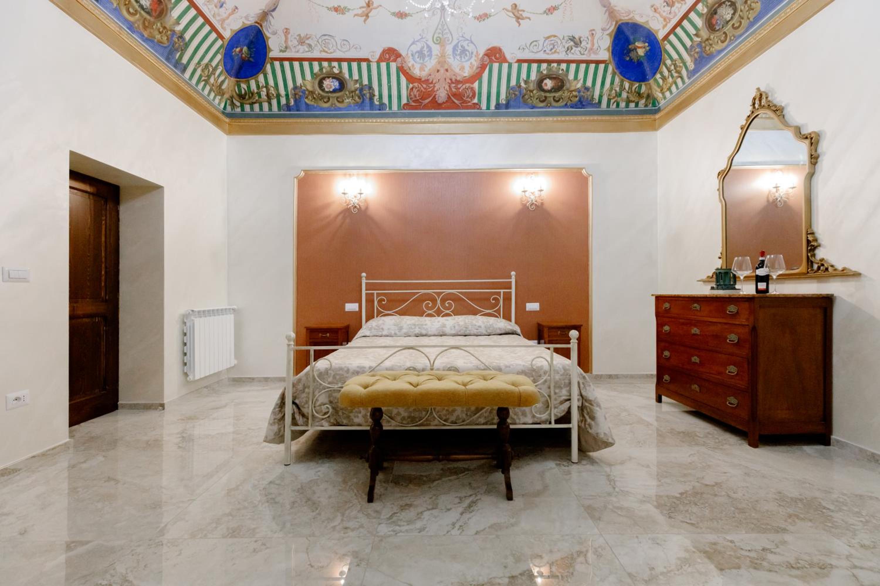 Two-Bedroom Suite - Photo 25