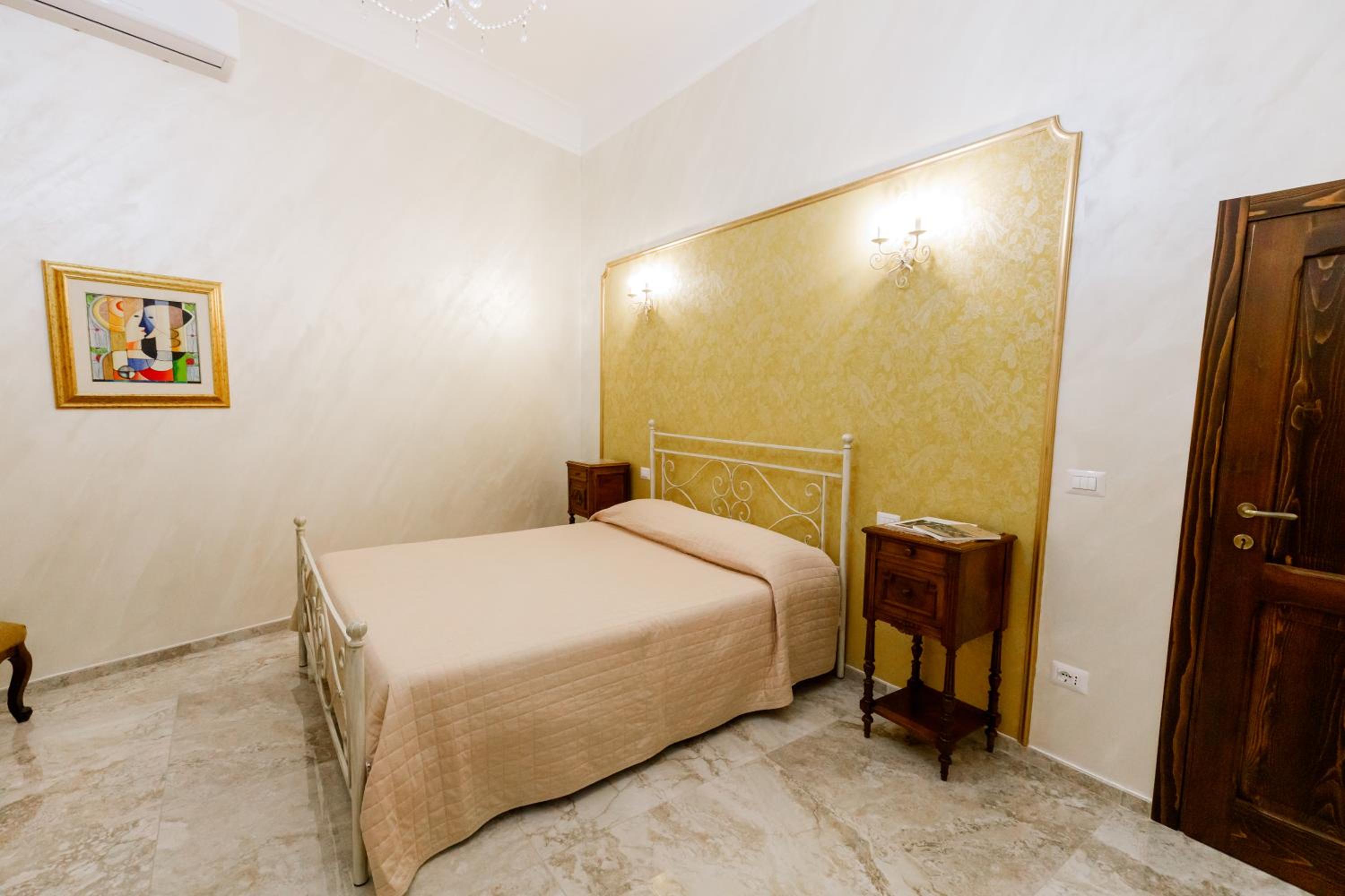 Two-Bedroom Suite - Photo 16
