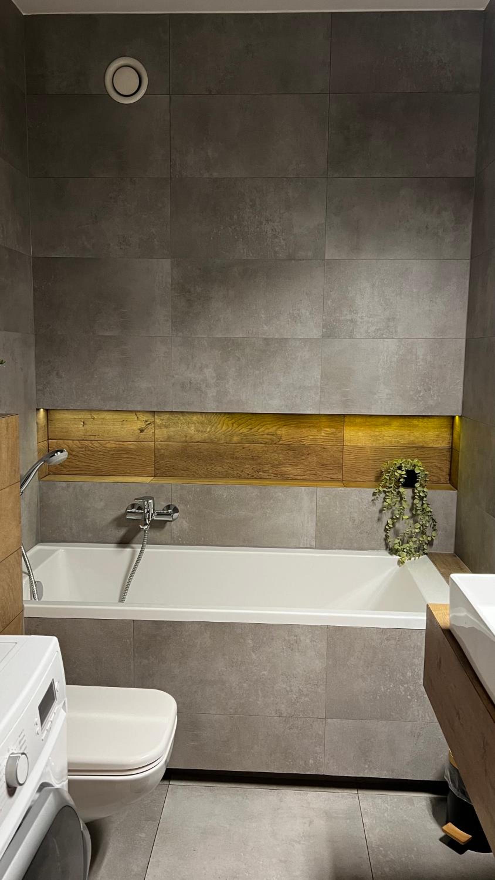 Studio Apartment With Balcony - Photo 9
