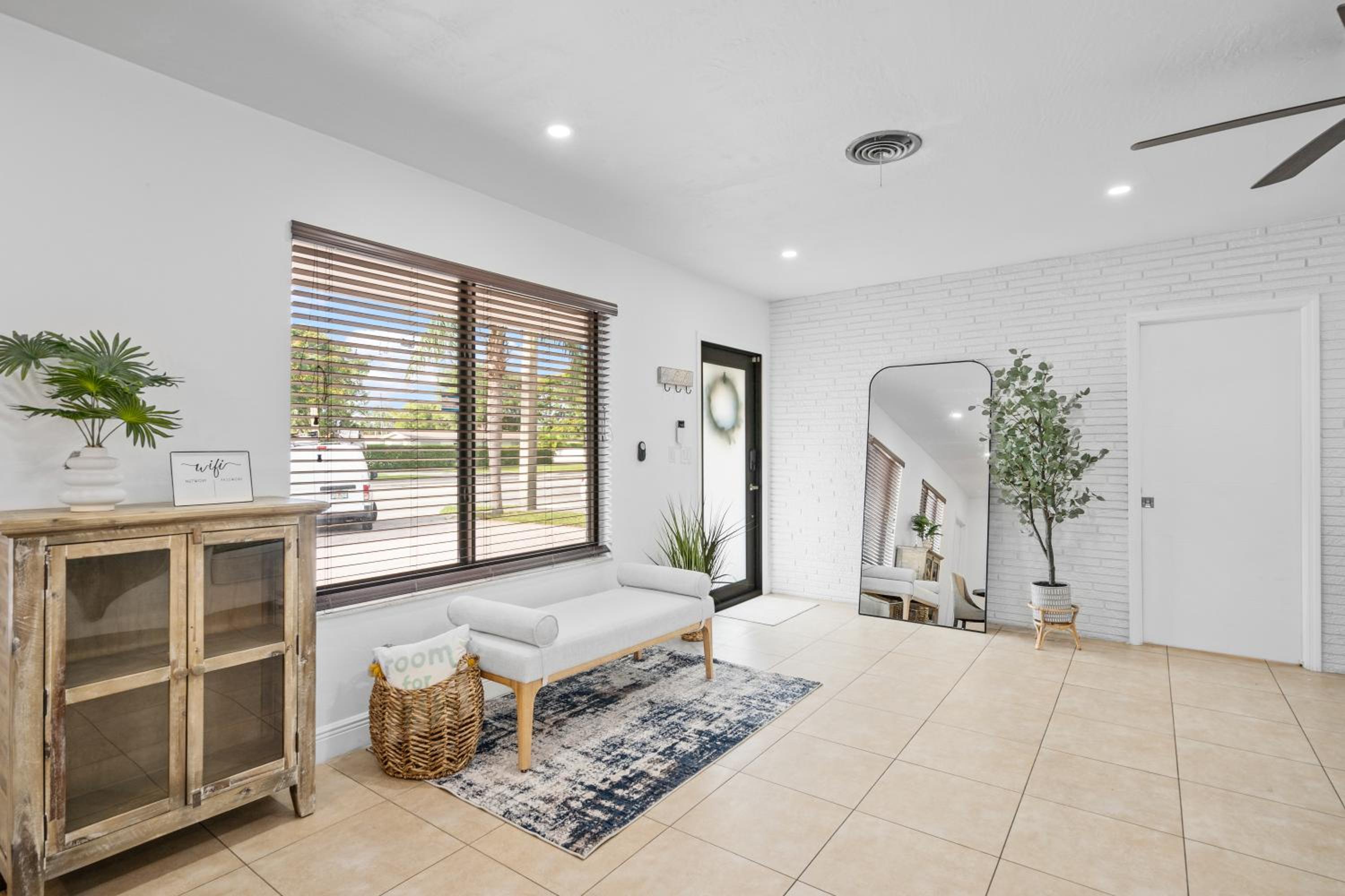Four-Bedroom House photo 1
