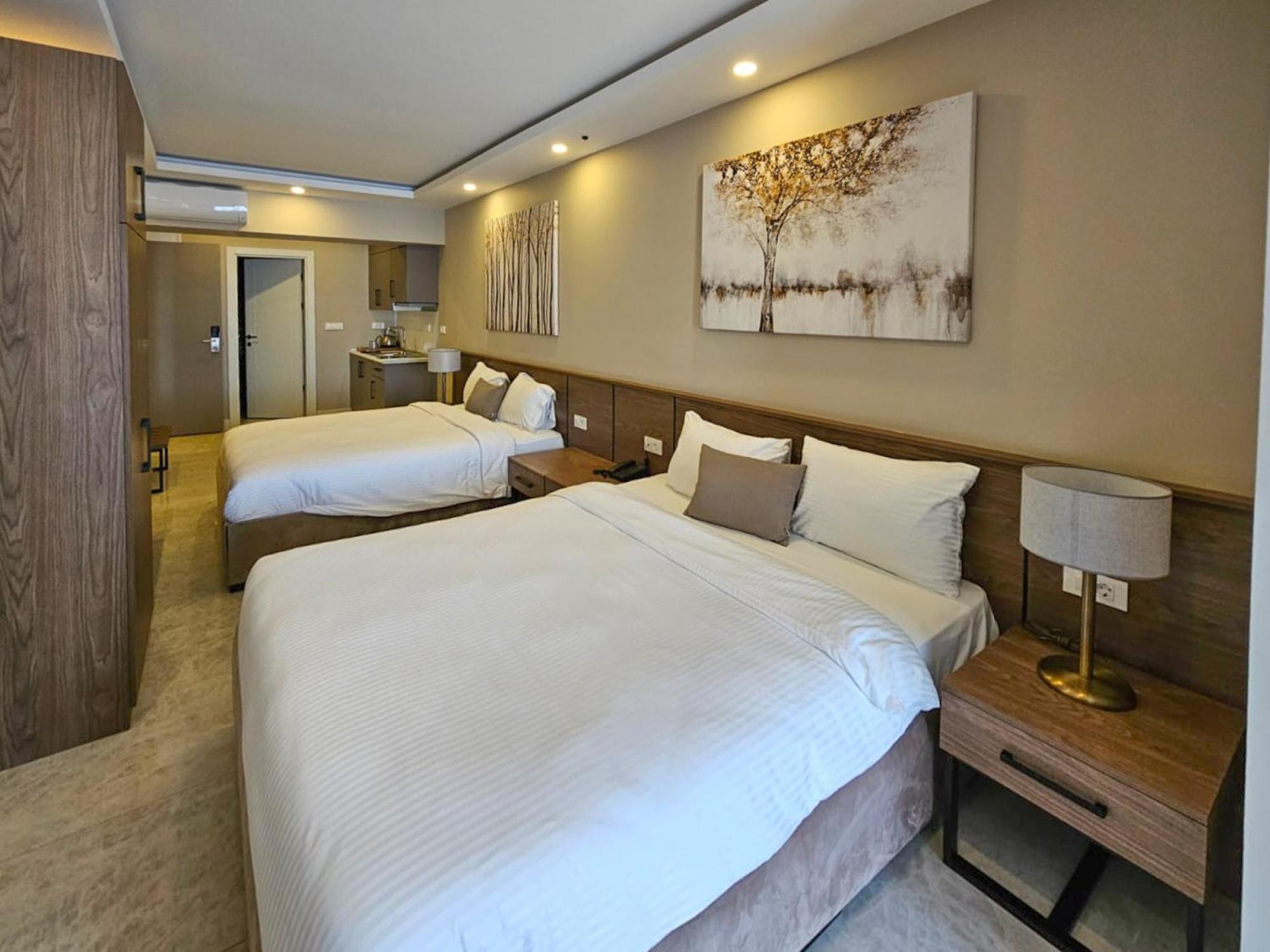 Corner Room with Seaview - Direct Access to Pool - Photo 1