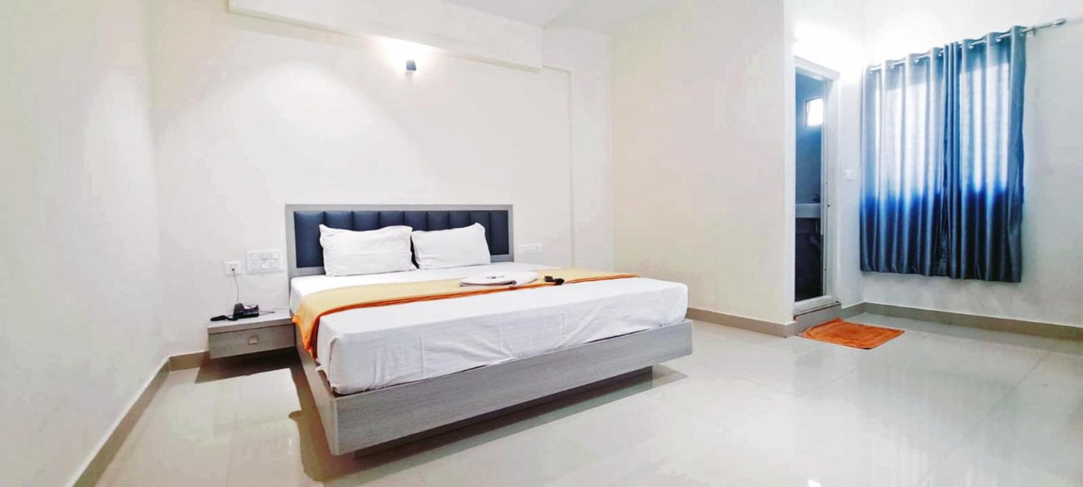Deluxe Double Room - Photo 7