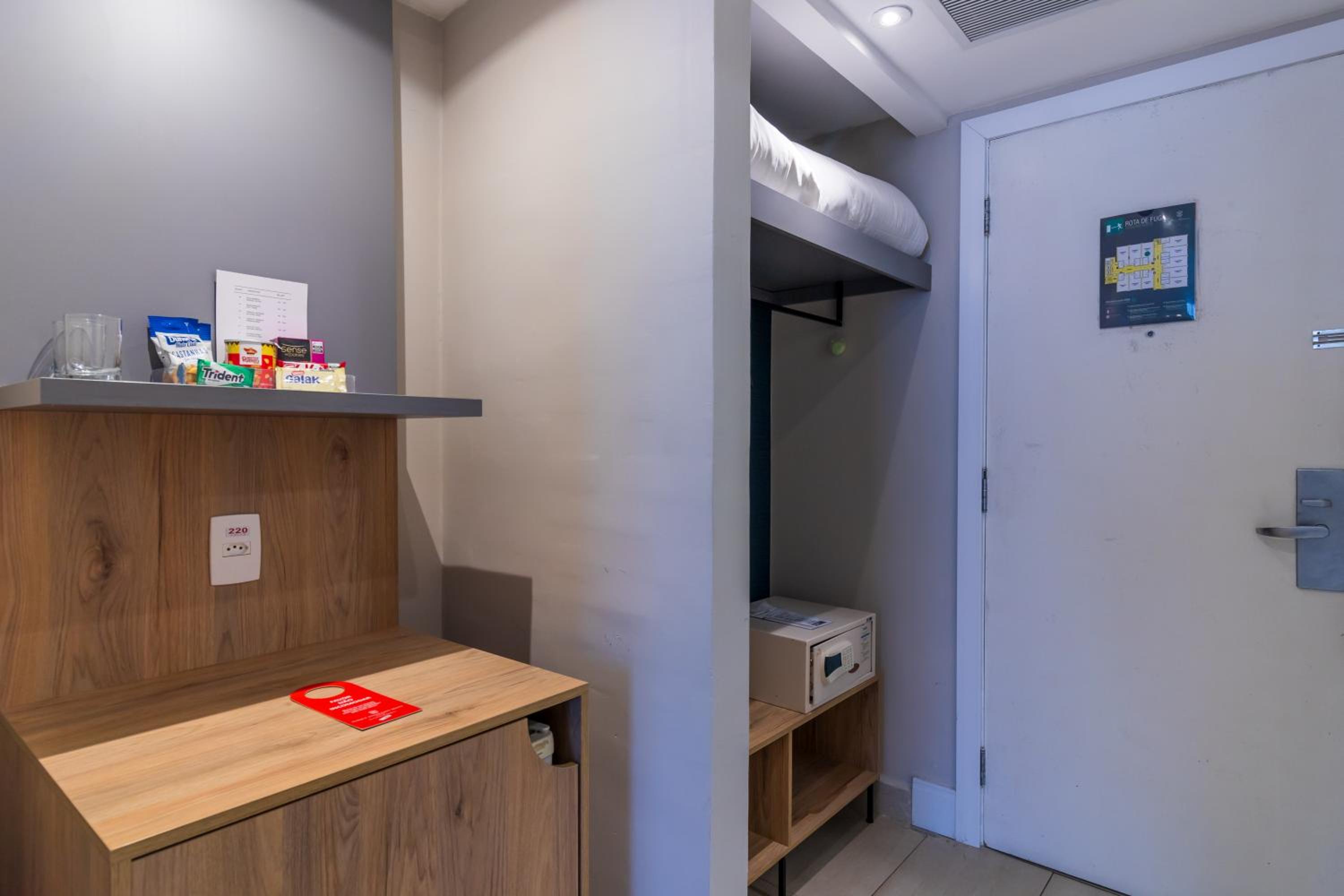 Quadruple Room - Photo 2