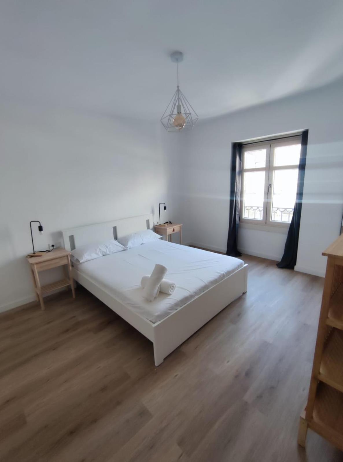 Standard Double Room With Shared Bathroom