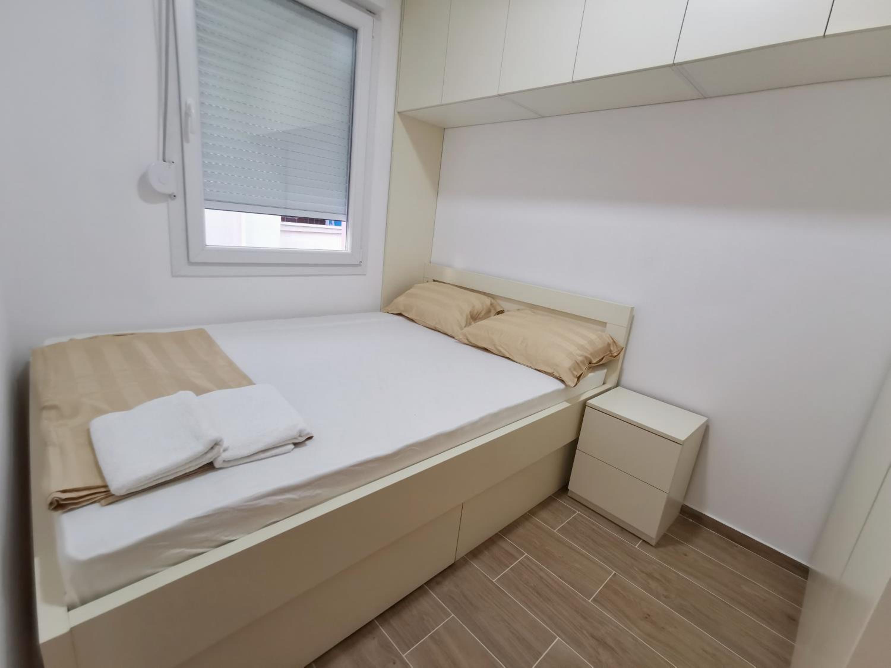 One-Bedroom House photo 2
