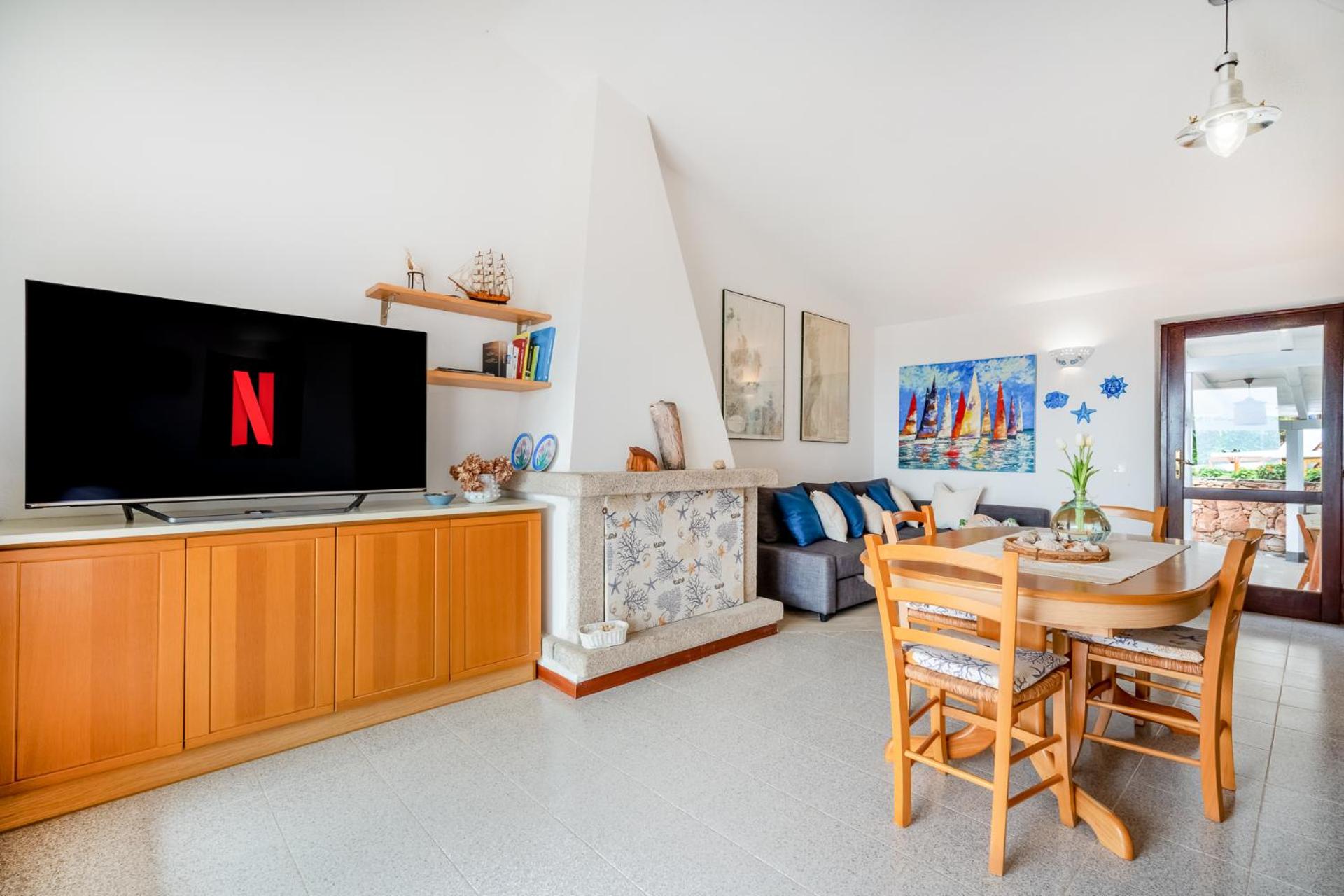 One-Bedroom Apartment with Garden photo 1