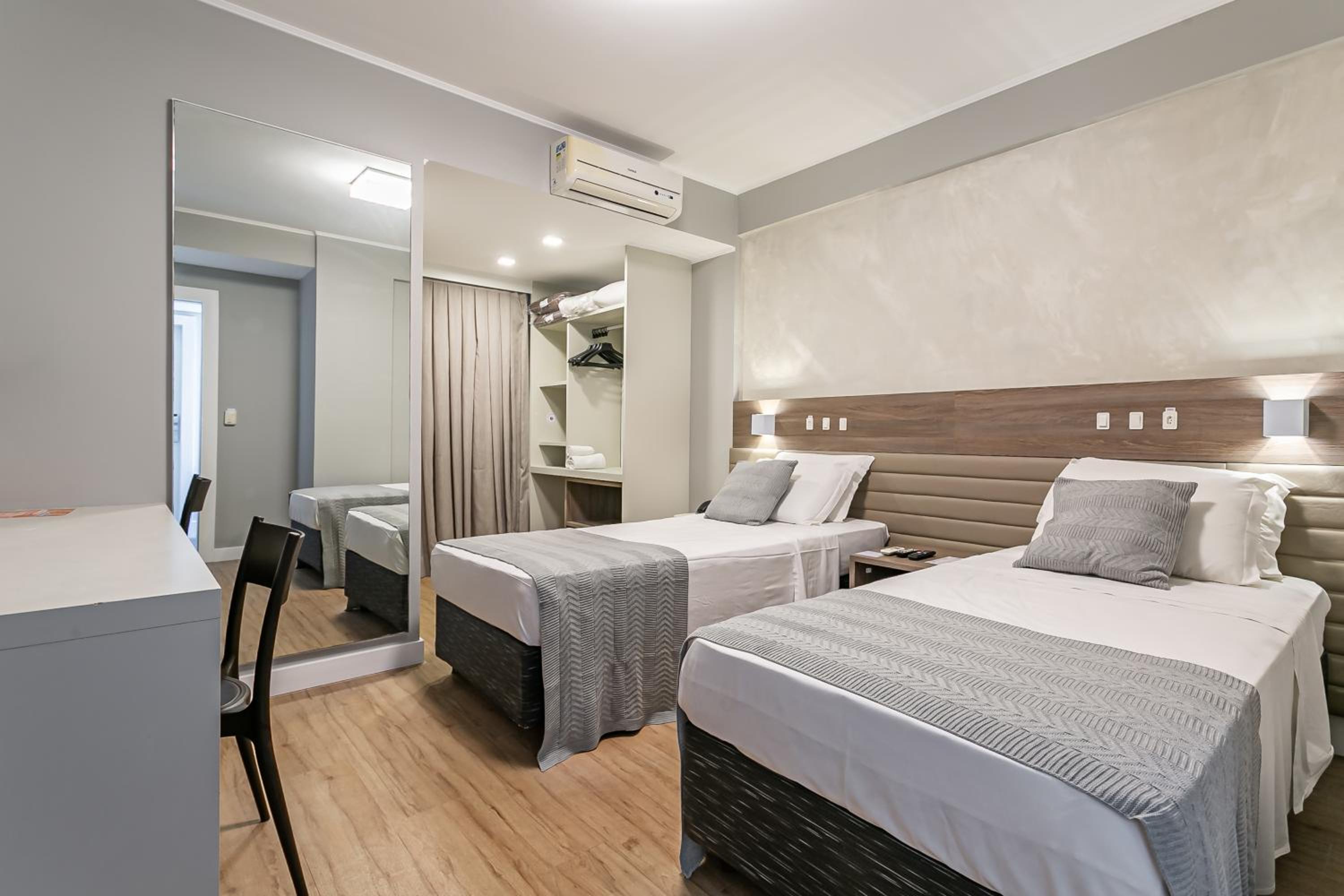 Superior Double Room - Photo 3