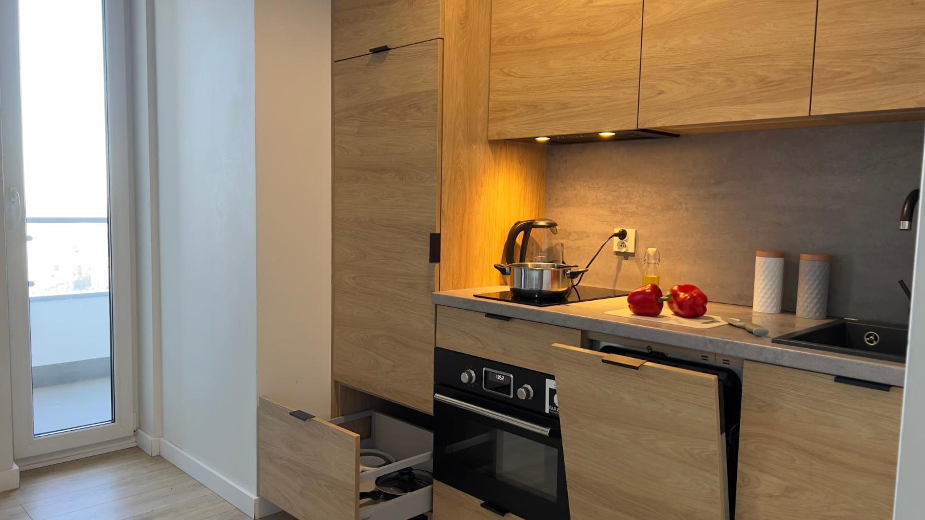 Suite With Balcony - Photo 8