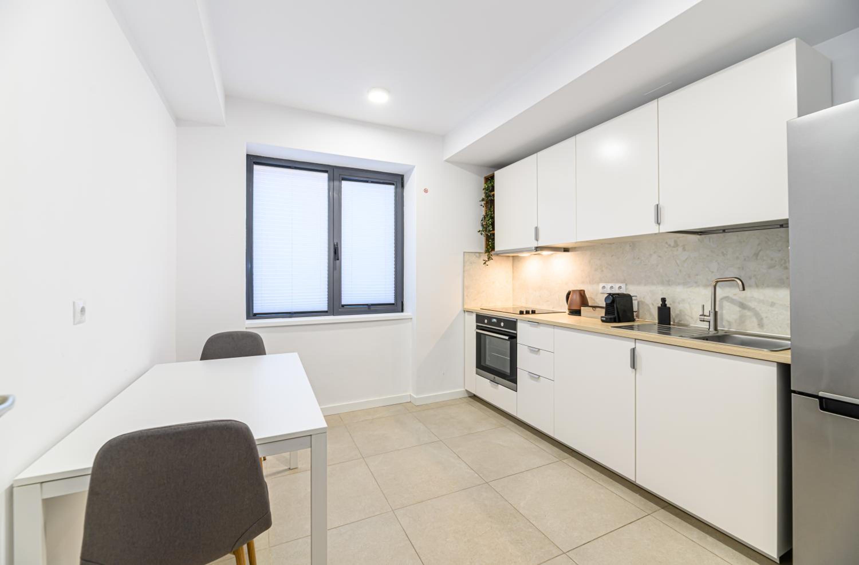 Two-Bedroom Apartment - Photo 7