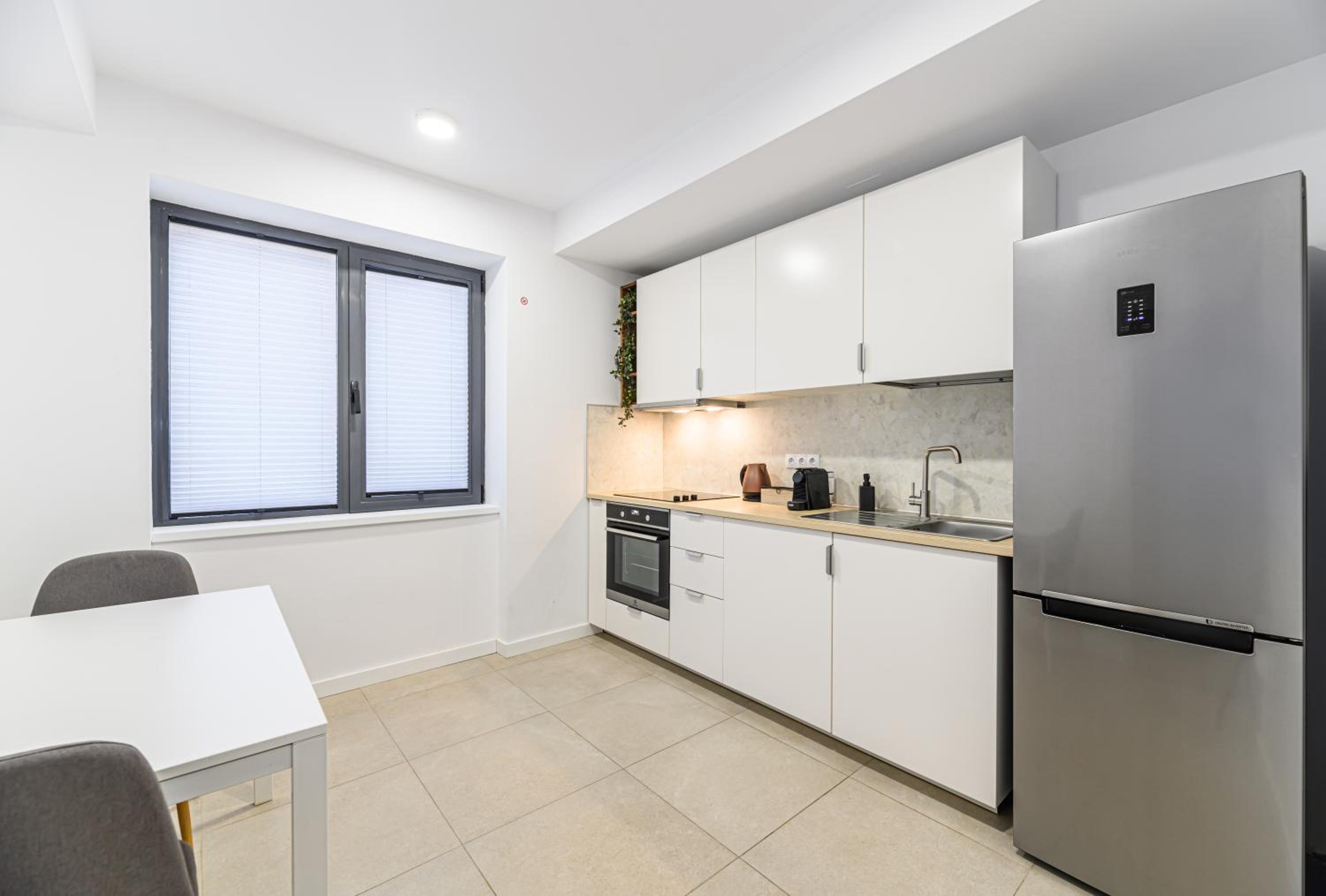 Two-Bedroom Apartment - Photo 6
