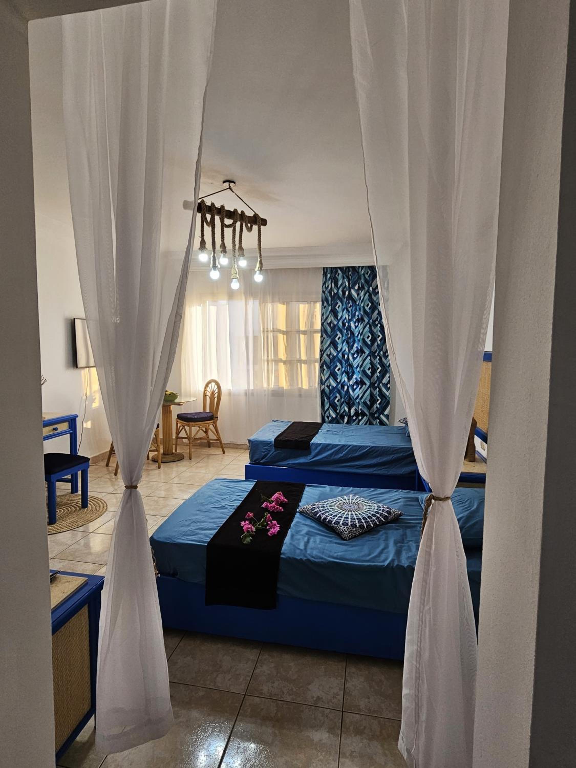 Studio Apartment photo 2