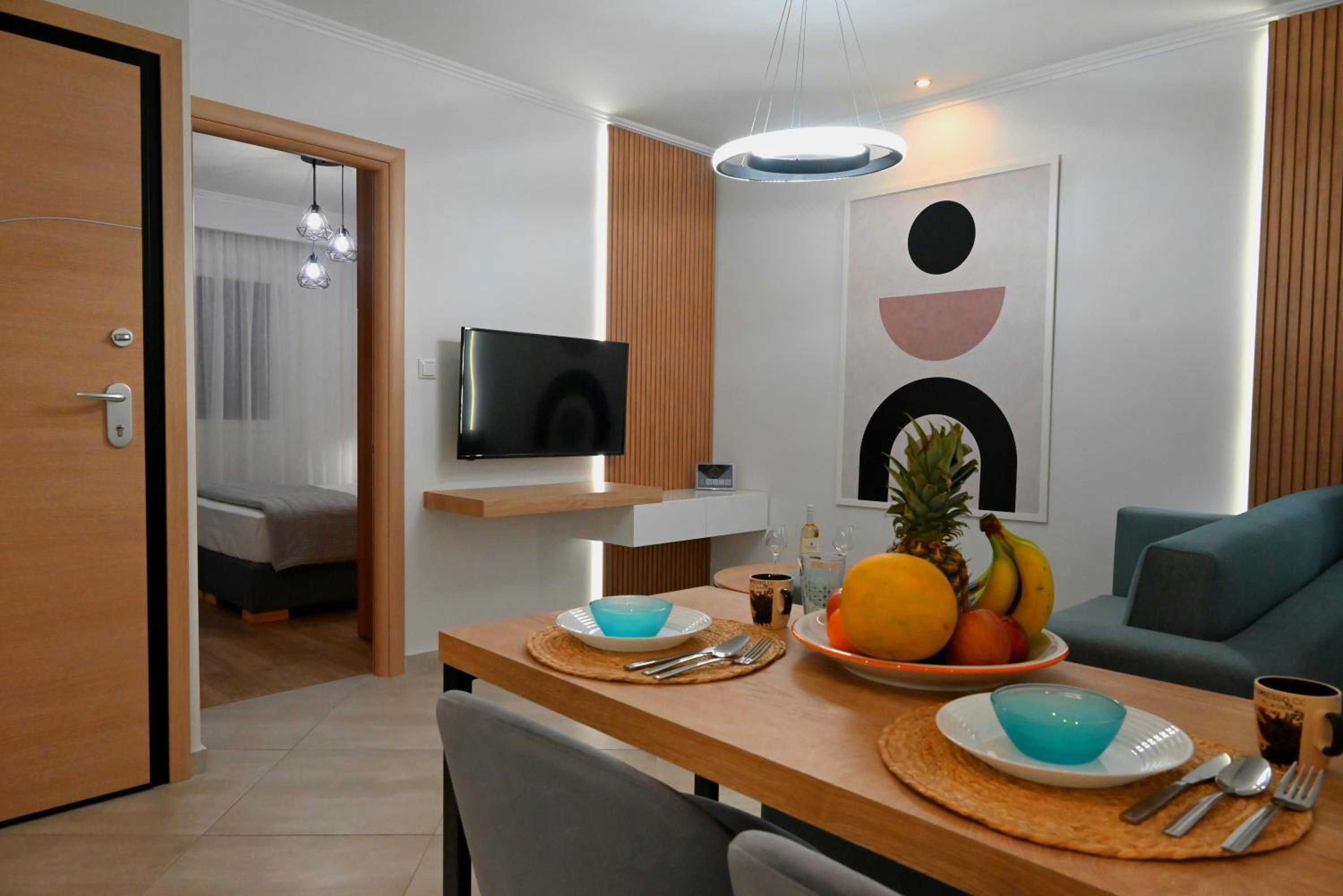 Deluxe Family Room