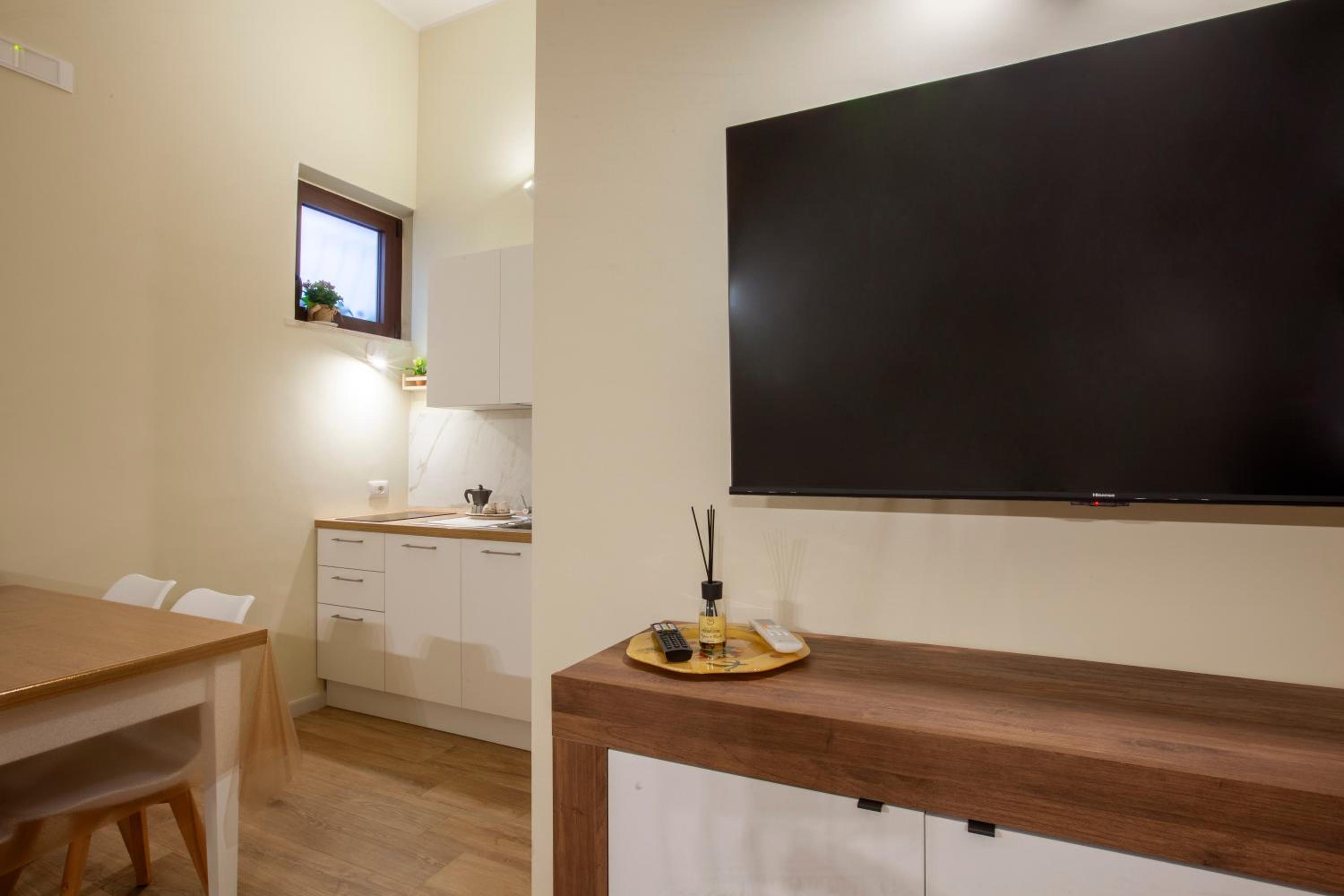 One-Bedroom House photo 3