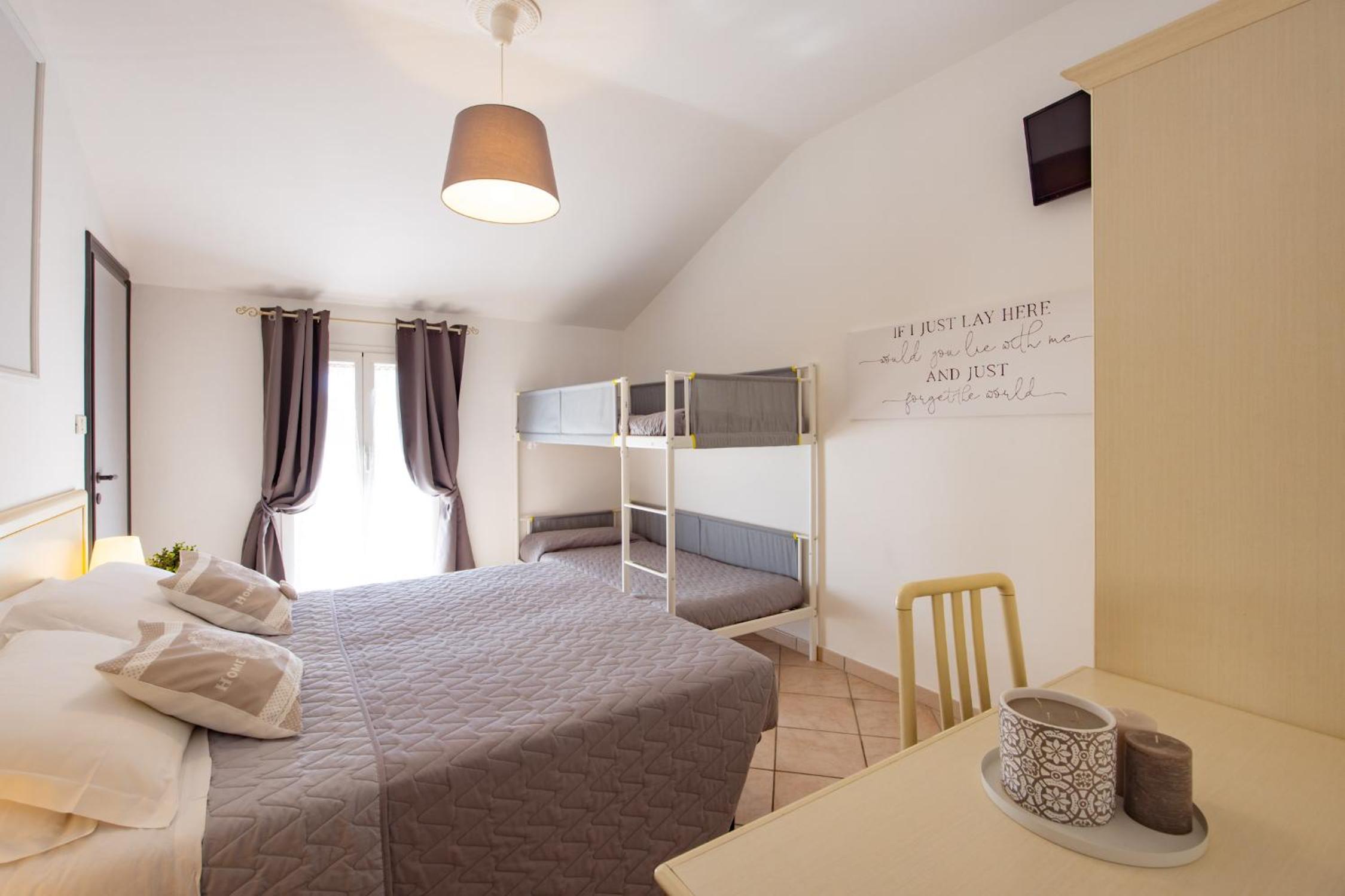 Double or Twin Room - Photo 1