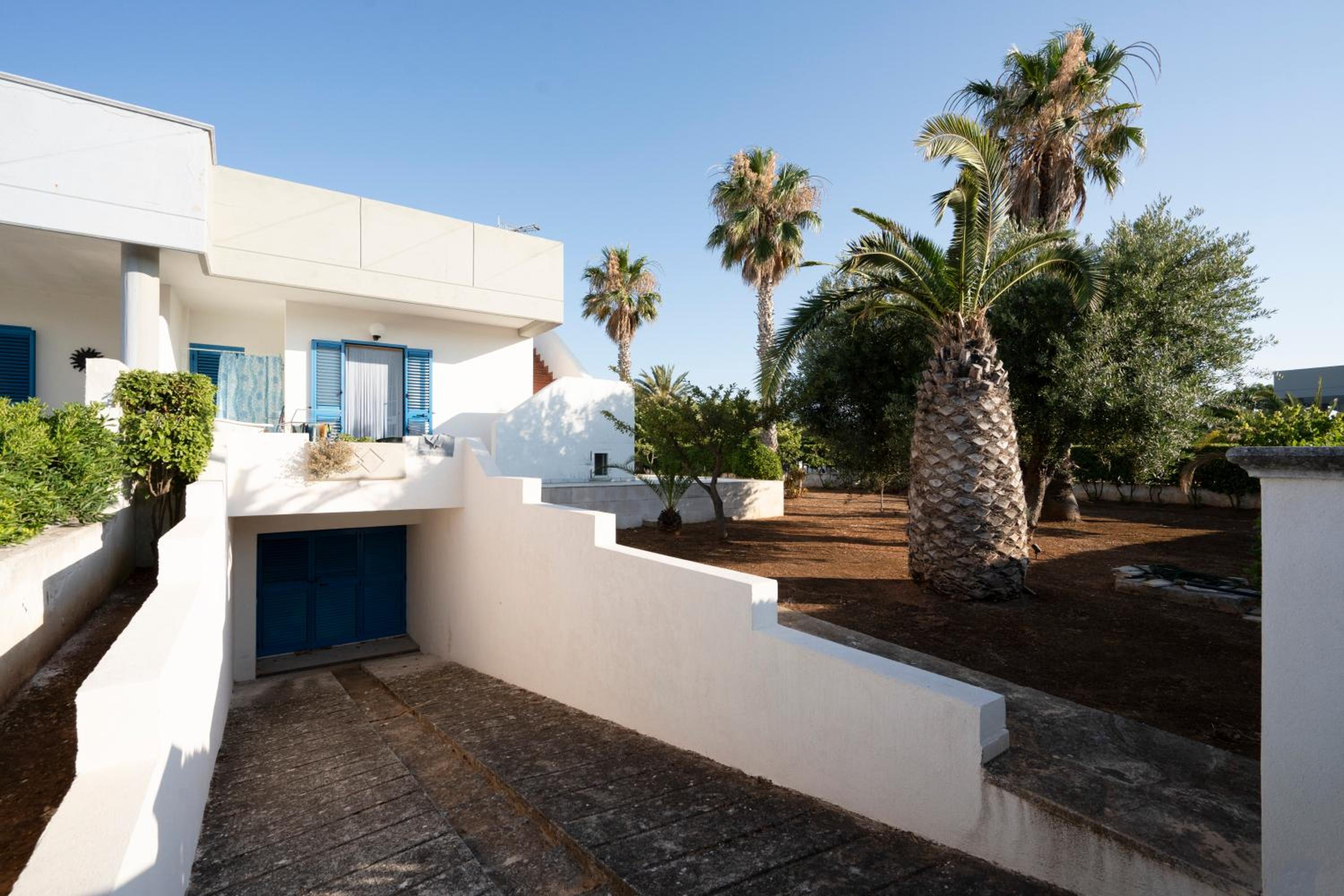 Three-Bedroom Villa photo 3