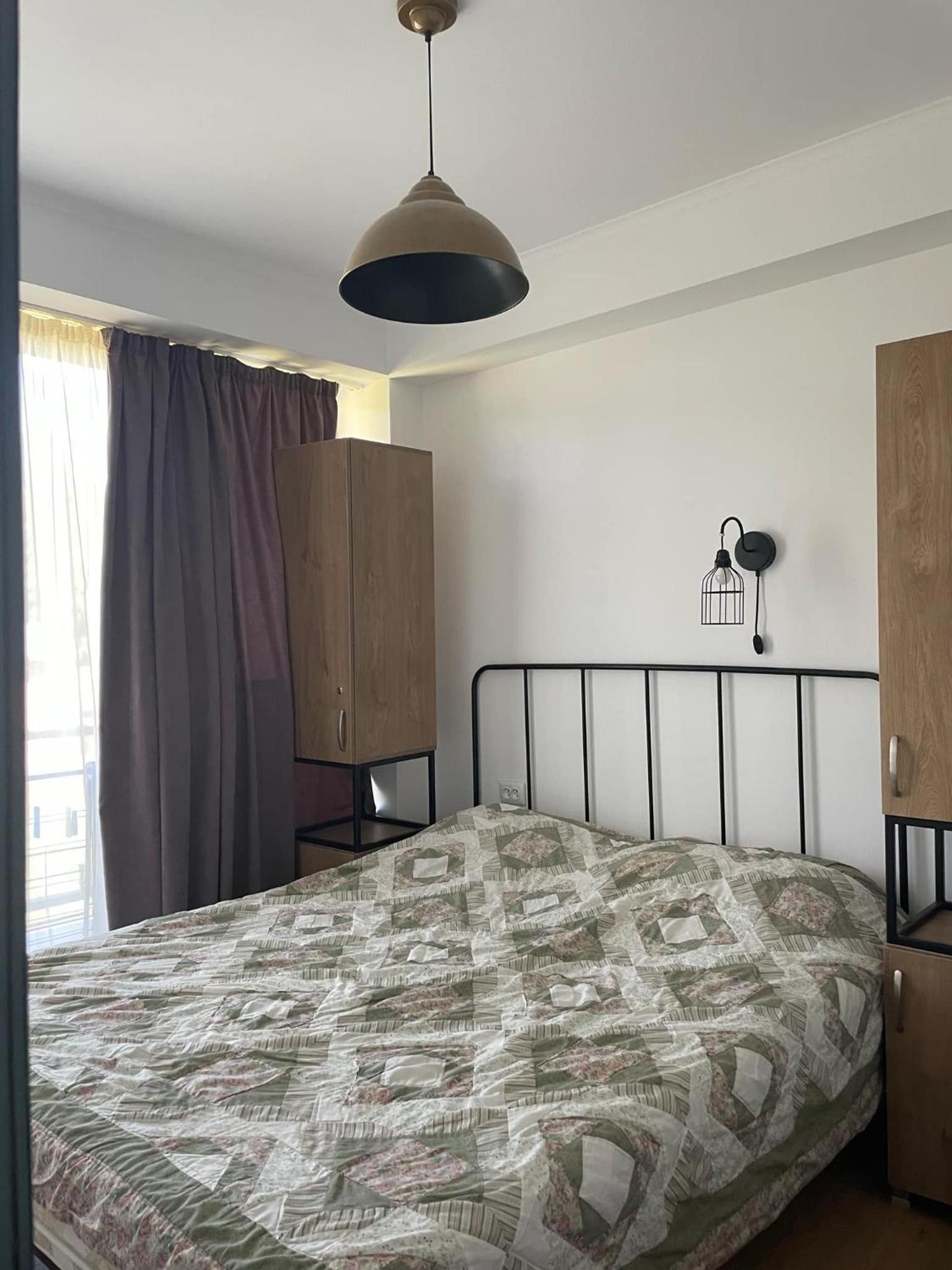 Studio Apartment with Balcony photo 2