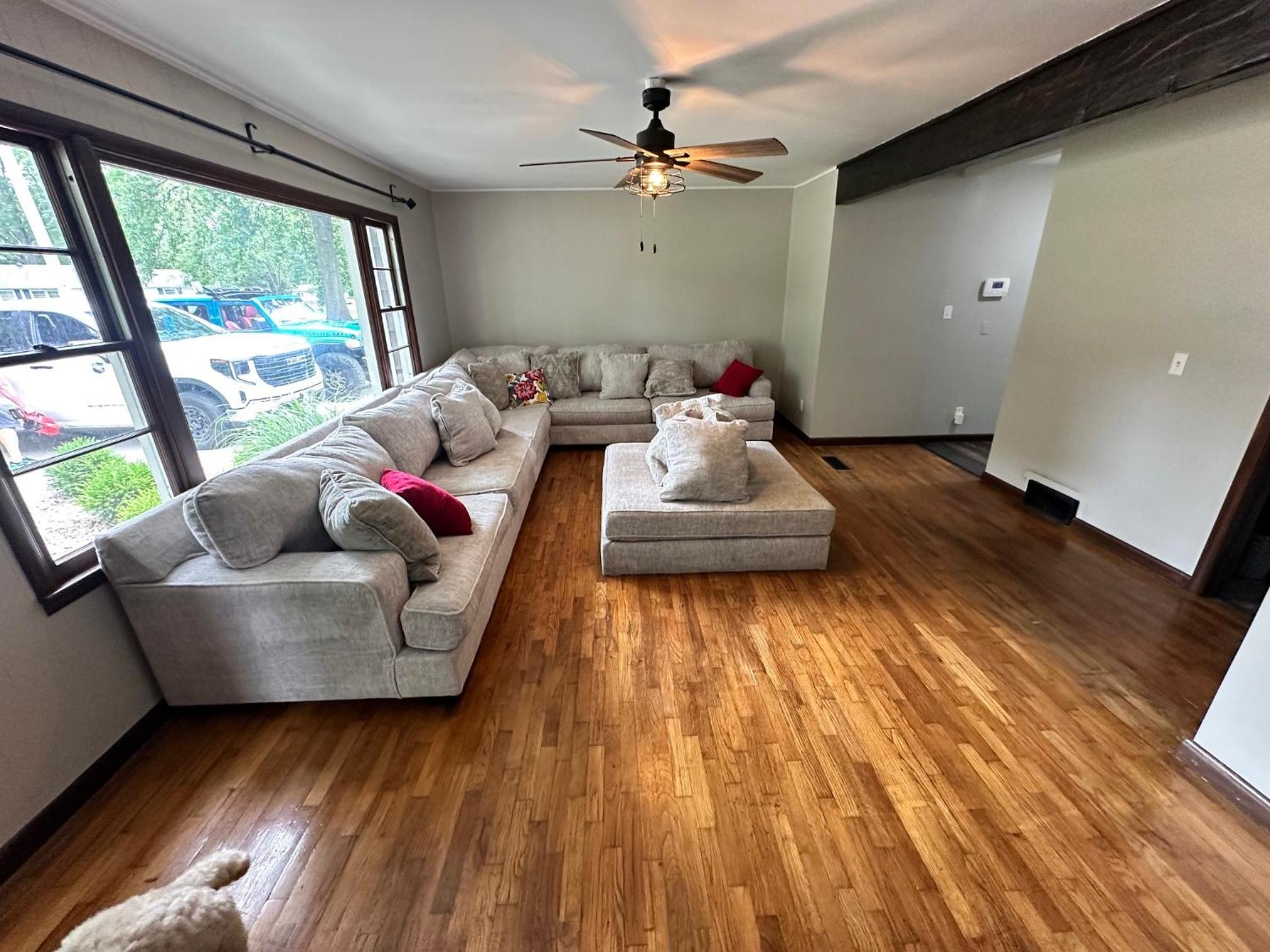 Three-Bedroom House photo 3