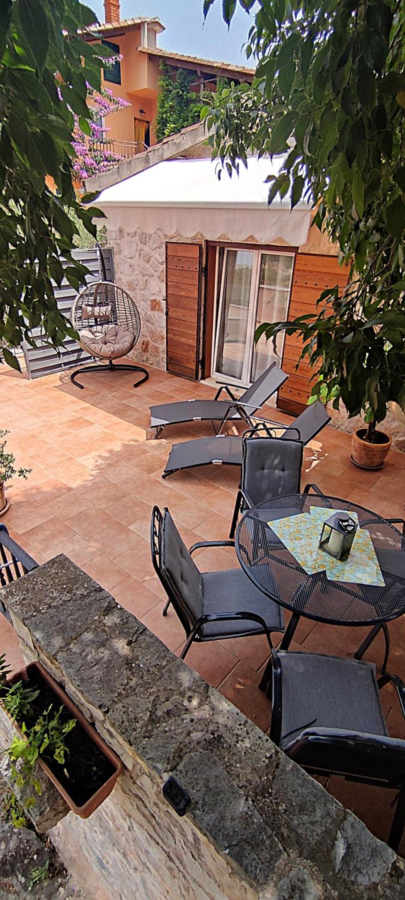 Two-Bedroom Villa - Photo 2